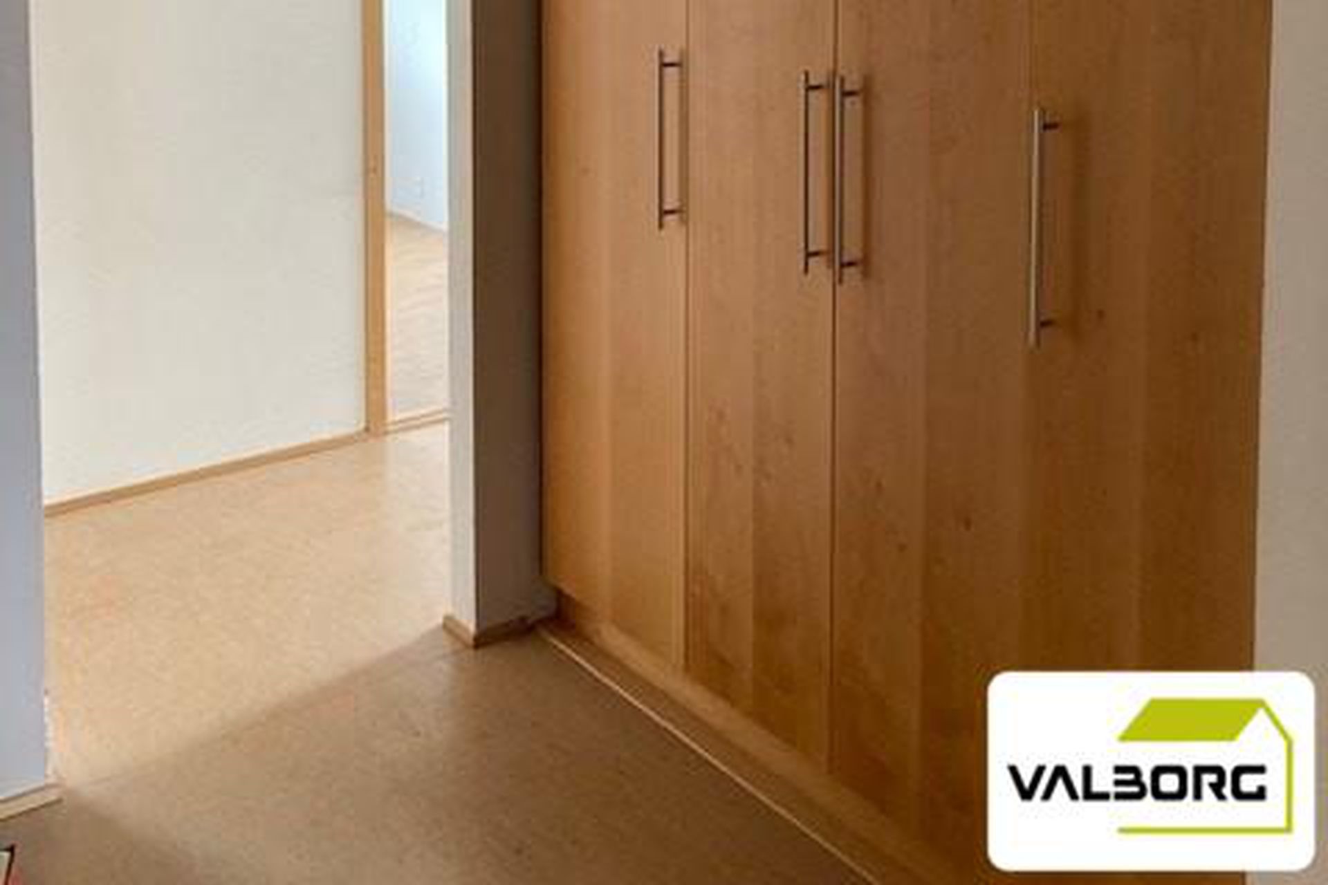 Hraunbær 134 - 0202, 110 Reykjavík