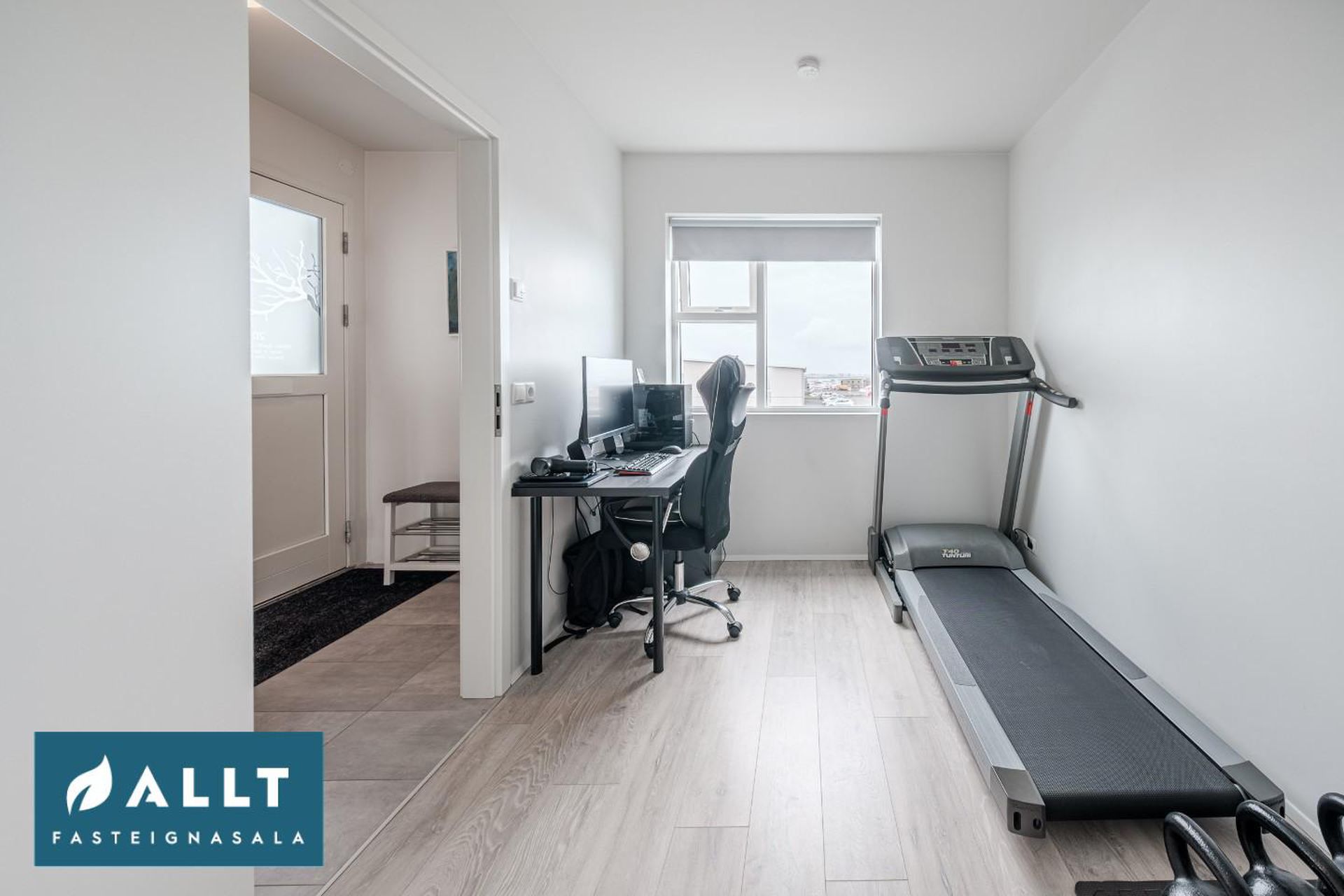 Dalsbraut 14, 260 Reykjanesbær