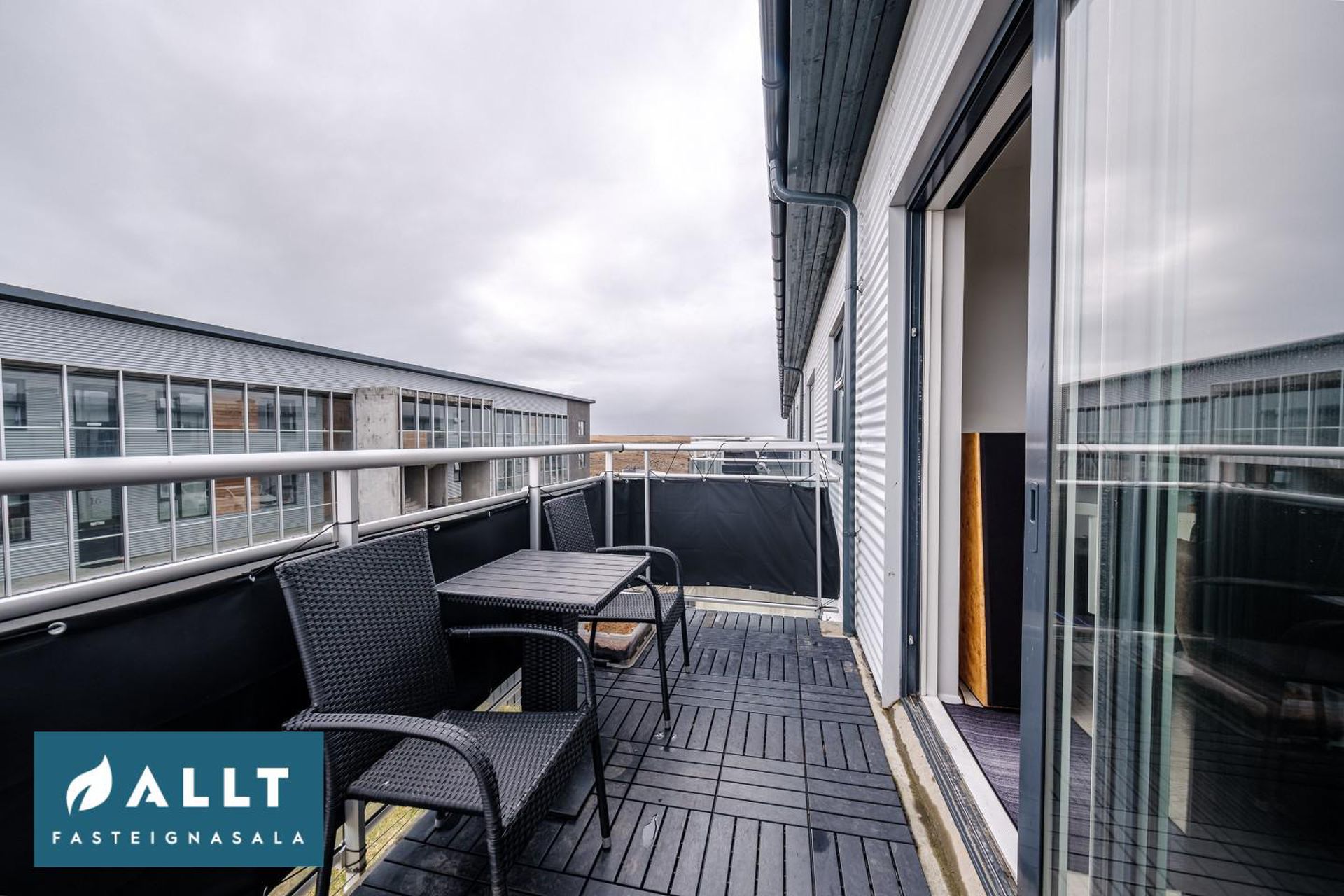 Dalsbraut 14, 260 Reykjanesbær