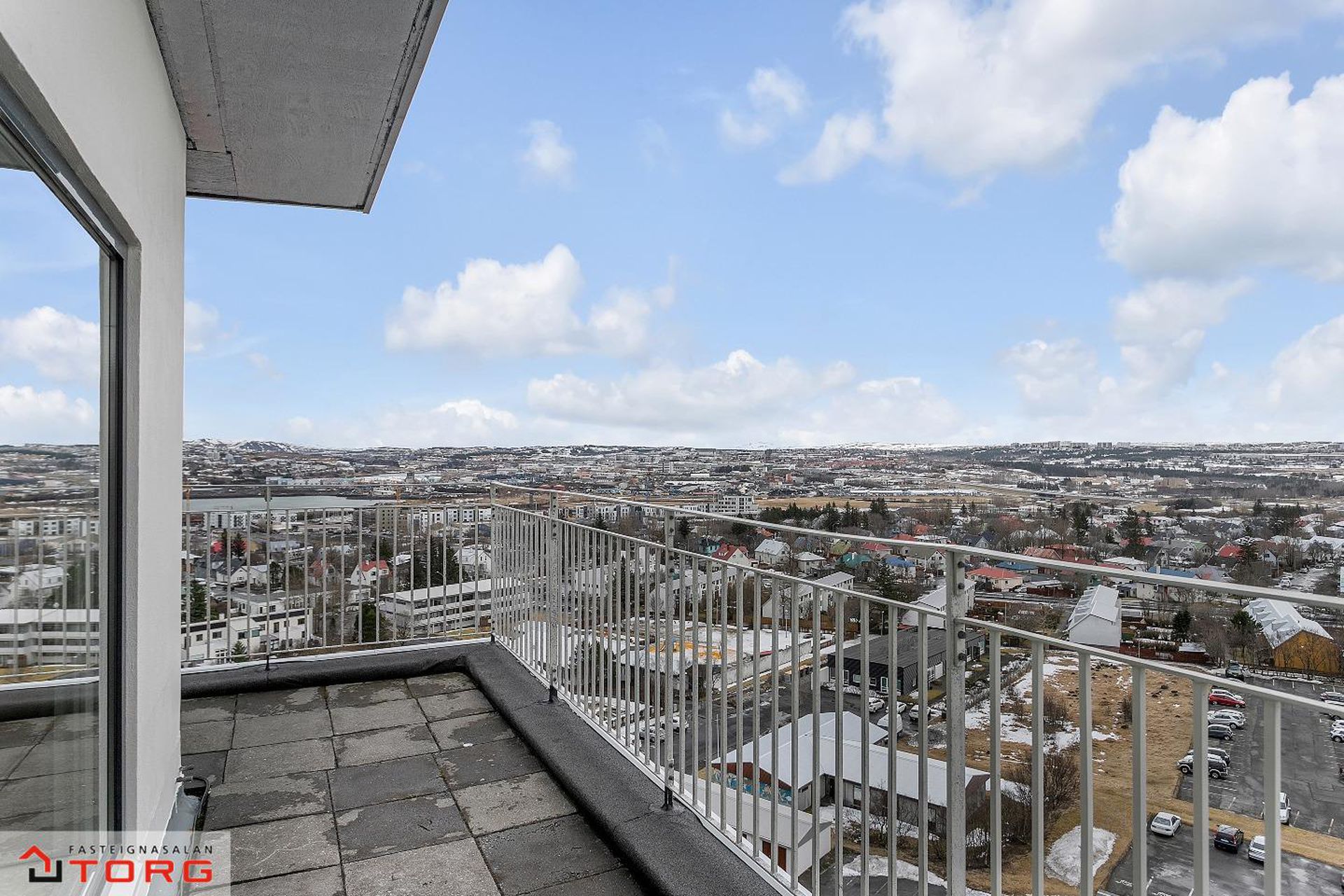Sólheimar 23, 104 Reykjavík