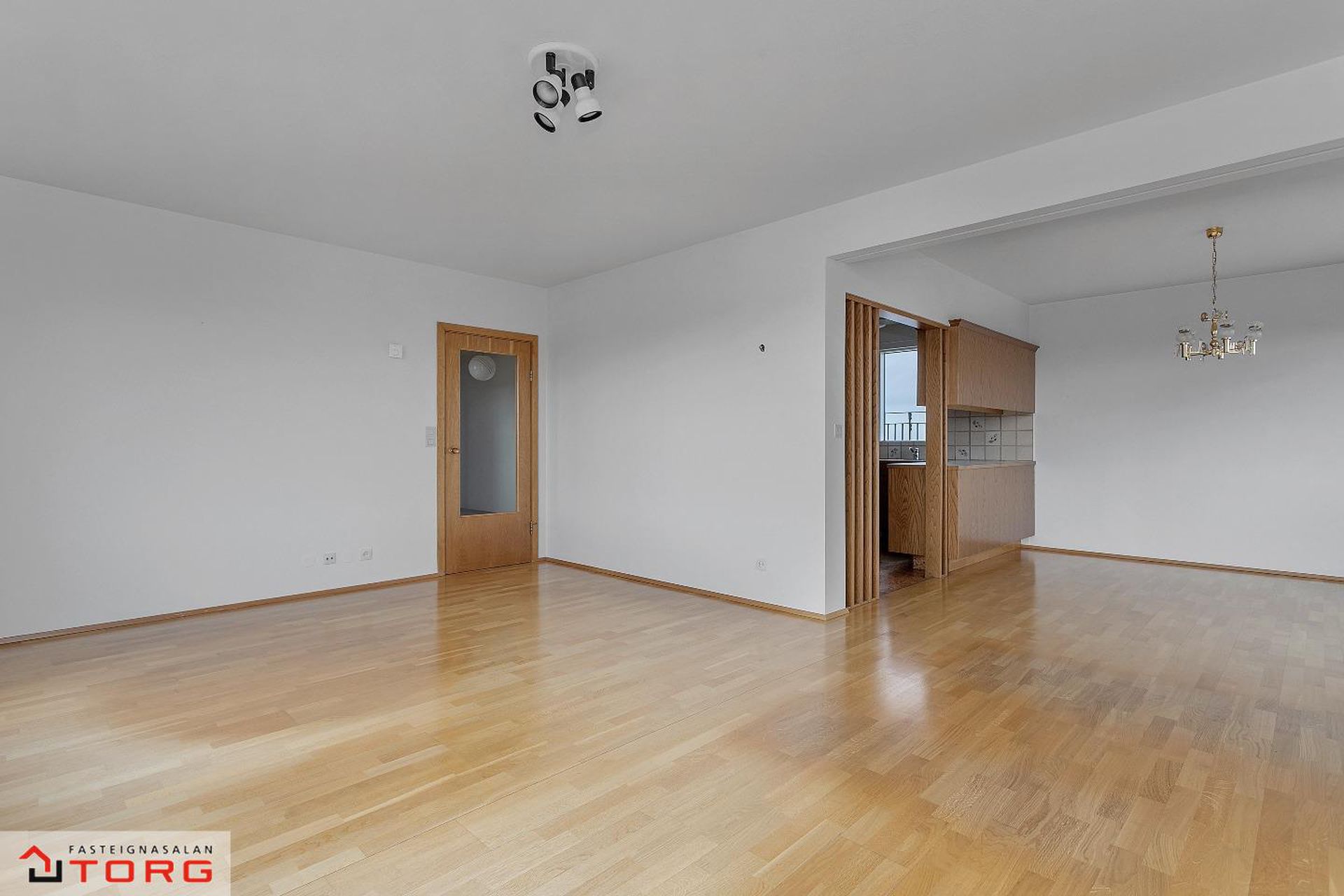 Sólheimar 23, 104 Reykjavík