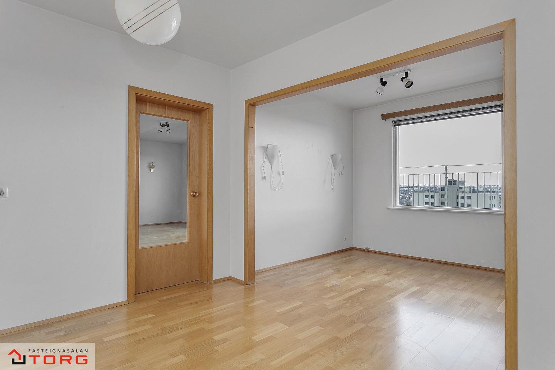 Sólheimar 23, 104 Reykjavík