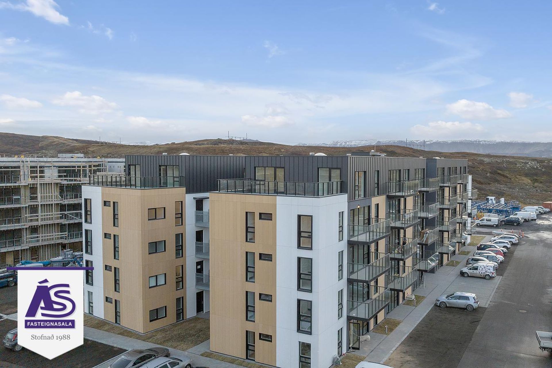 Áshamar 52 - 0209, 221 Hafnarfjörður