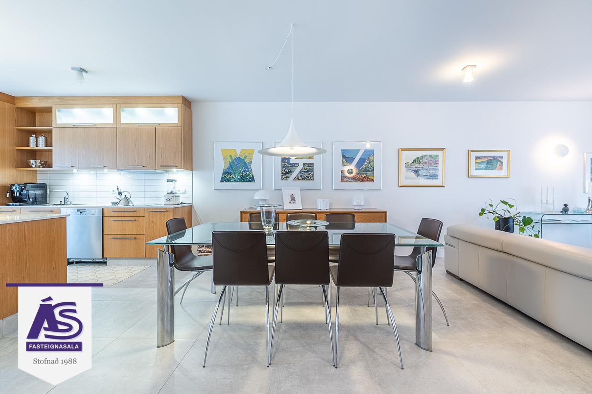 Skipalón 18 - 0204, 220 Hafnarfjörður