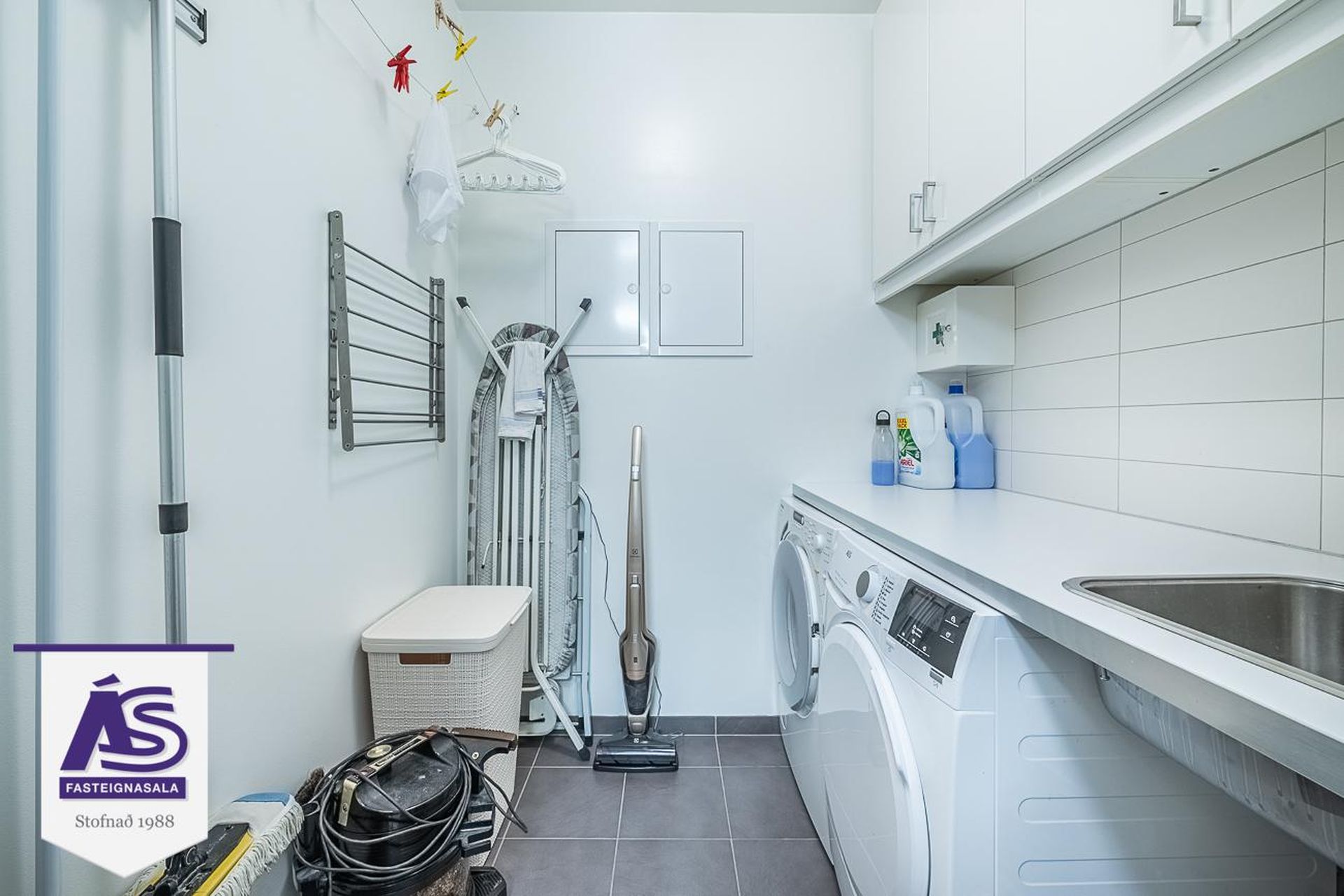 Skipalón 18 - 0204, 220 Hafnarfjörður