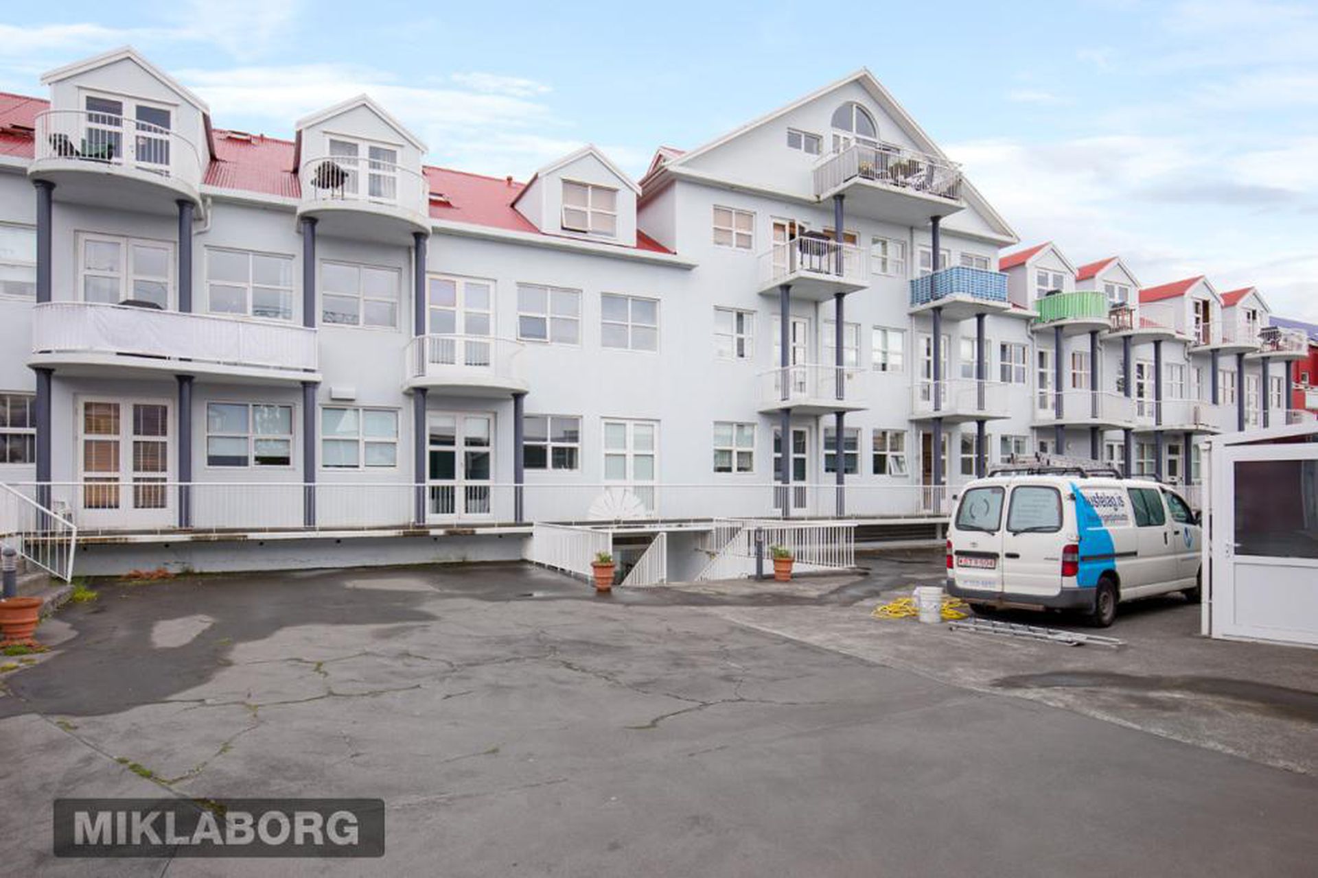 Hringbraut 119, 101 Reykjavík