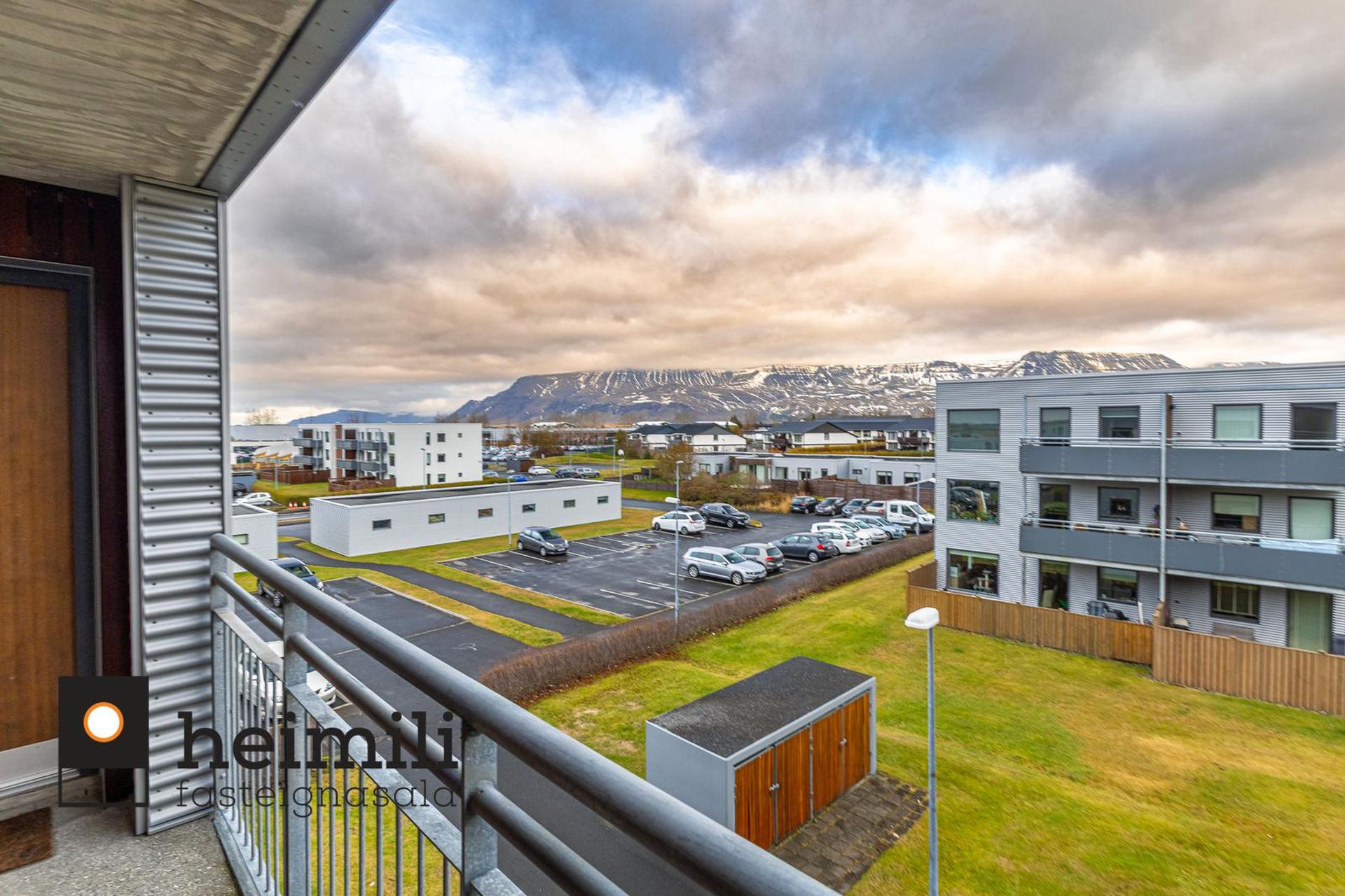 Klapparhlíð 30, 270 Mosfellsbær