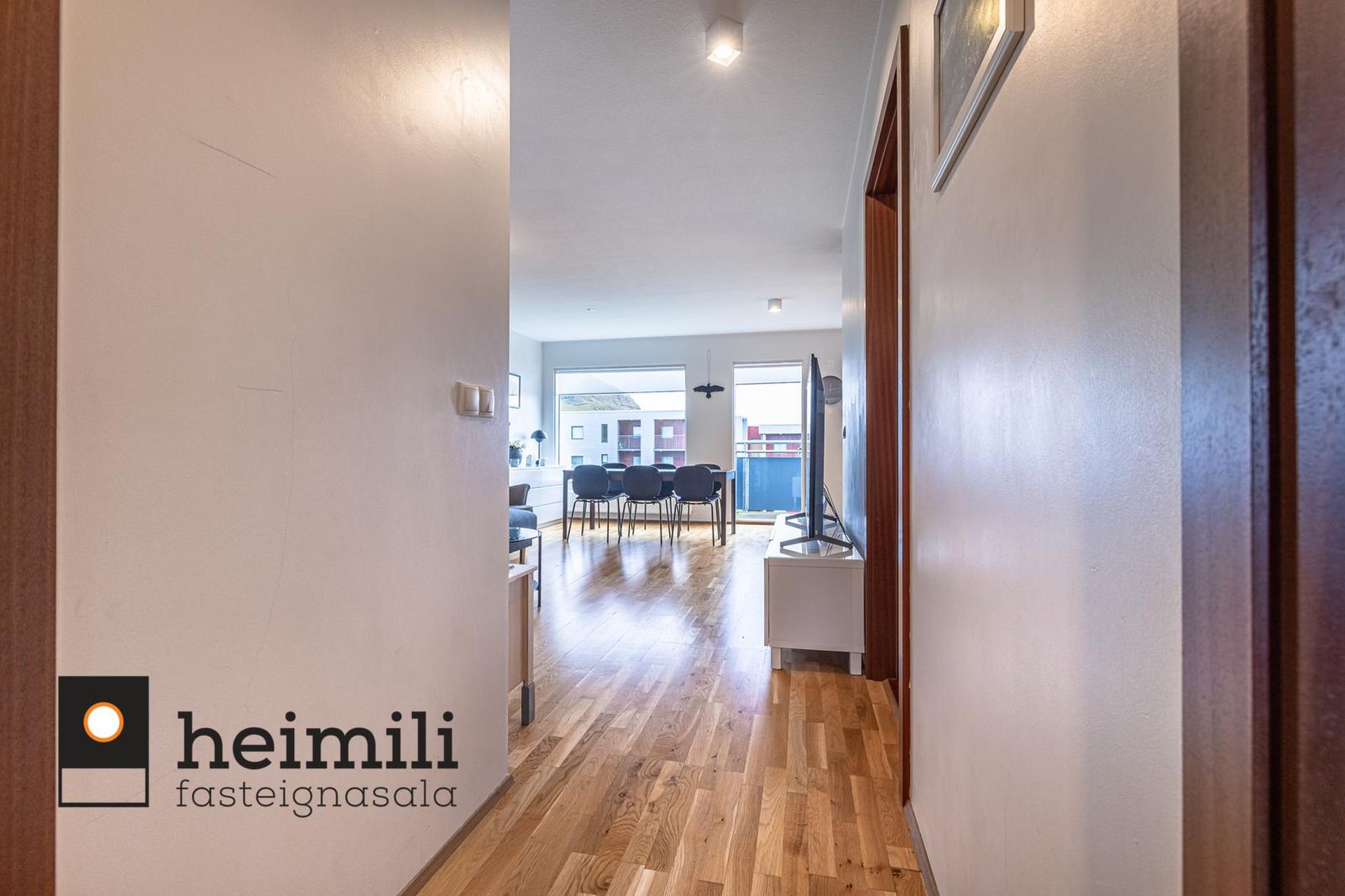 Klapparhlíð 30, 270 Mosfellsbær