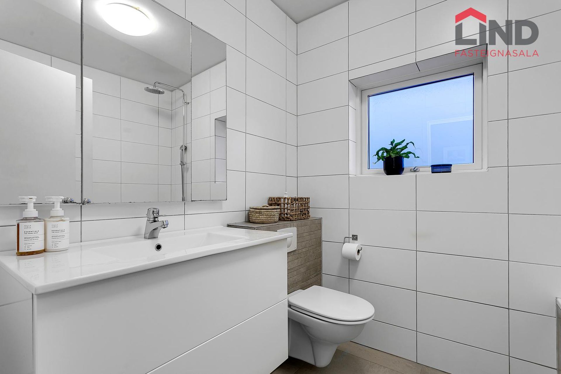 Rauðalækur 50, 105 Reykjavík