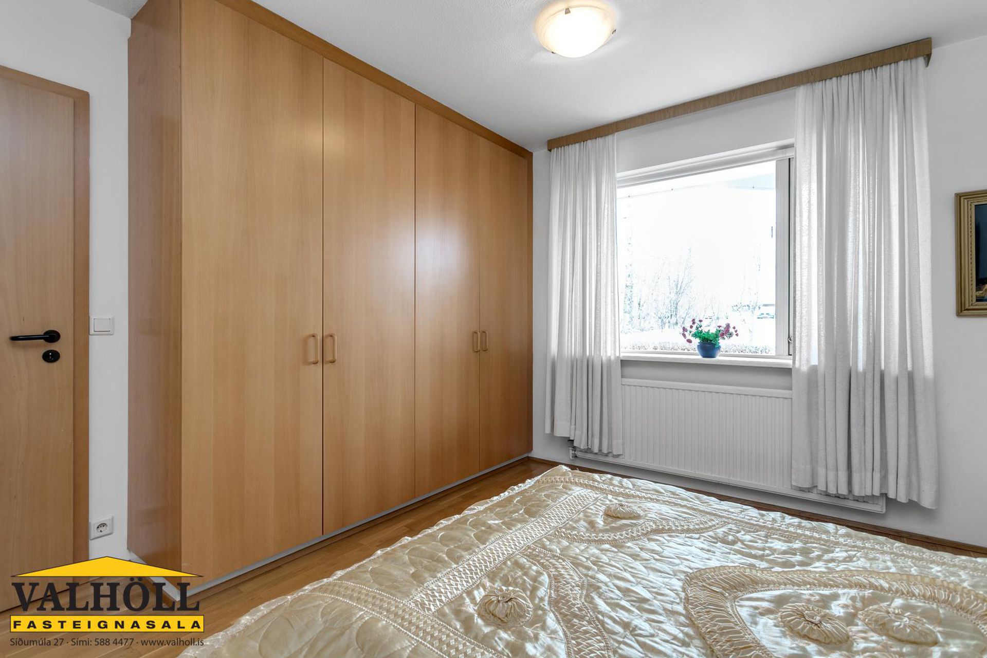 Hraunbær 103, 110 Reykjavík