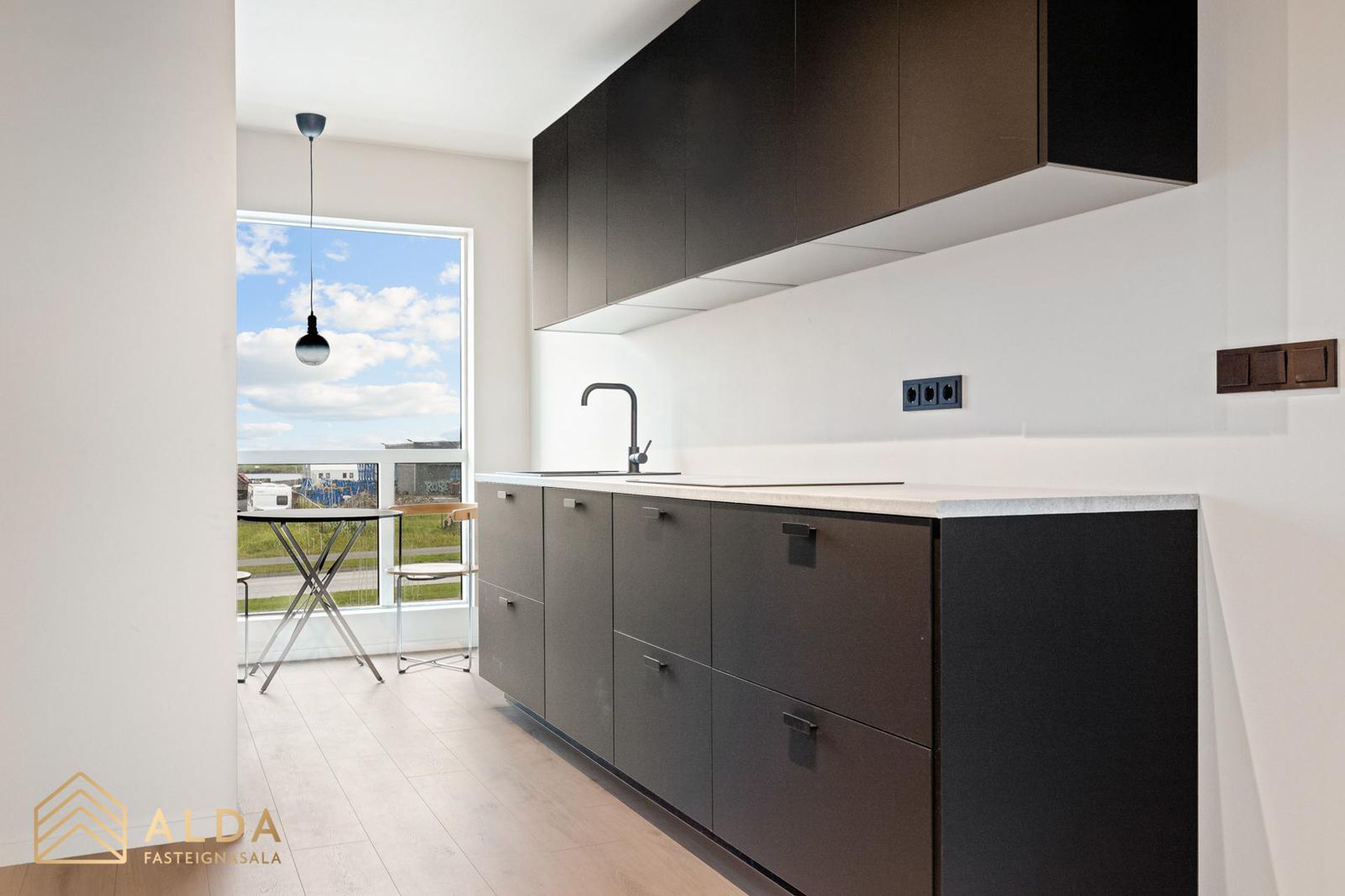 Kleppsvegur 40, 105 Reykjavík