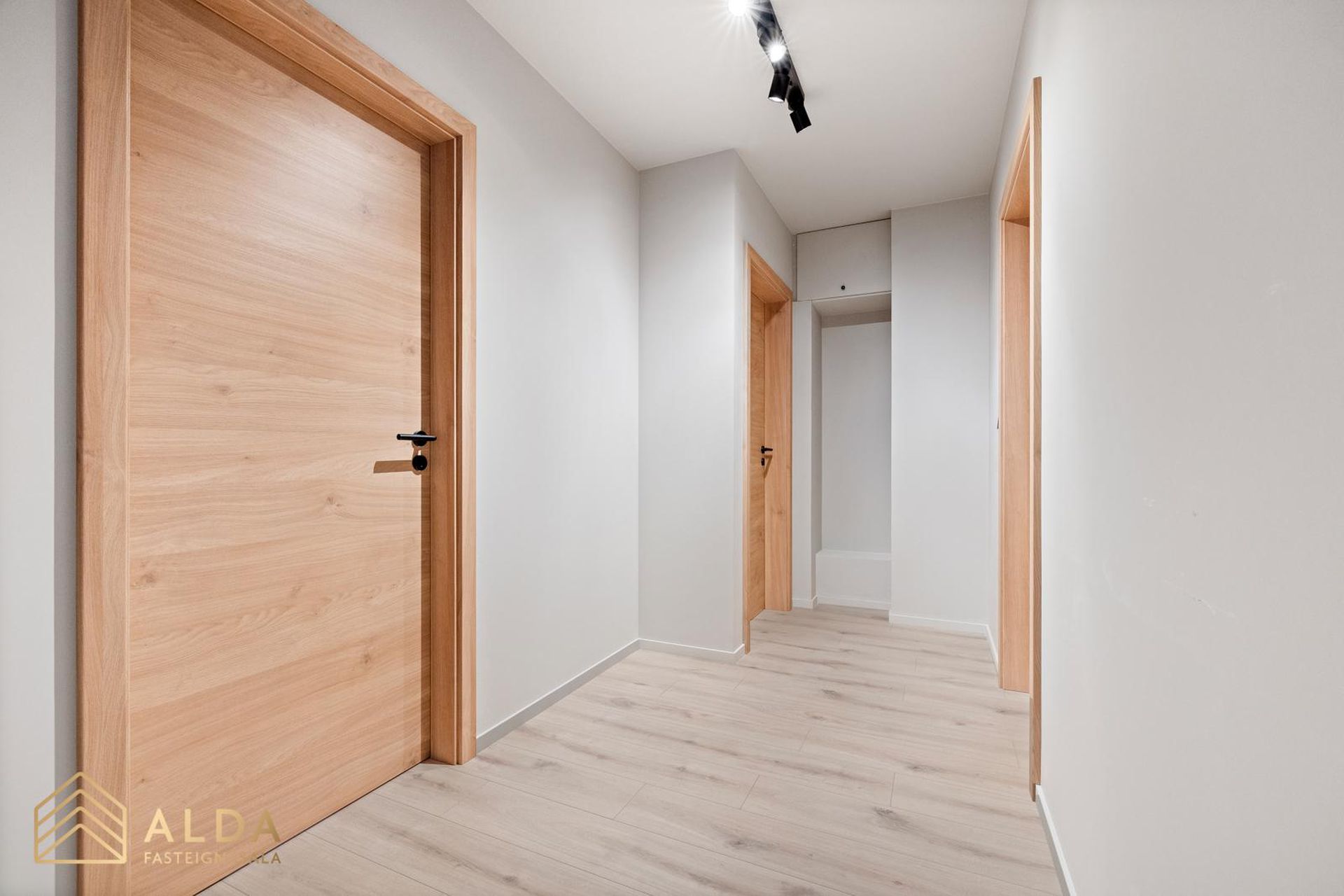 Kleppsvegur 40, 105 Reykjavík