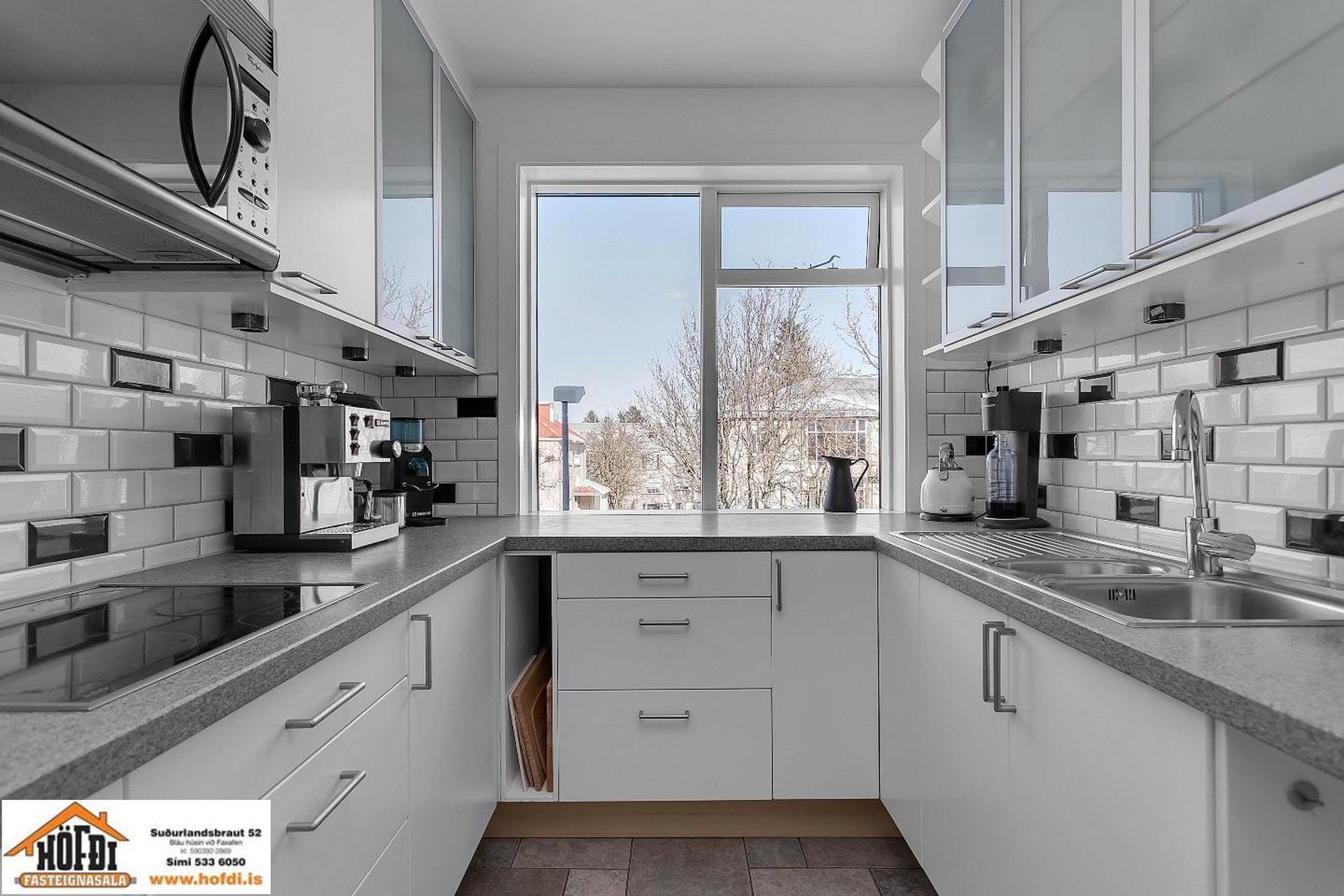 Barmahlíð 44, 105 Reykjavík