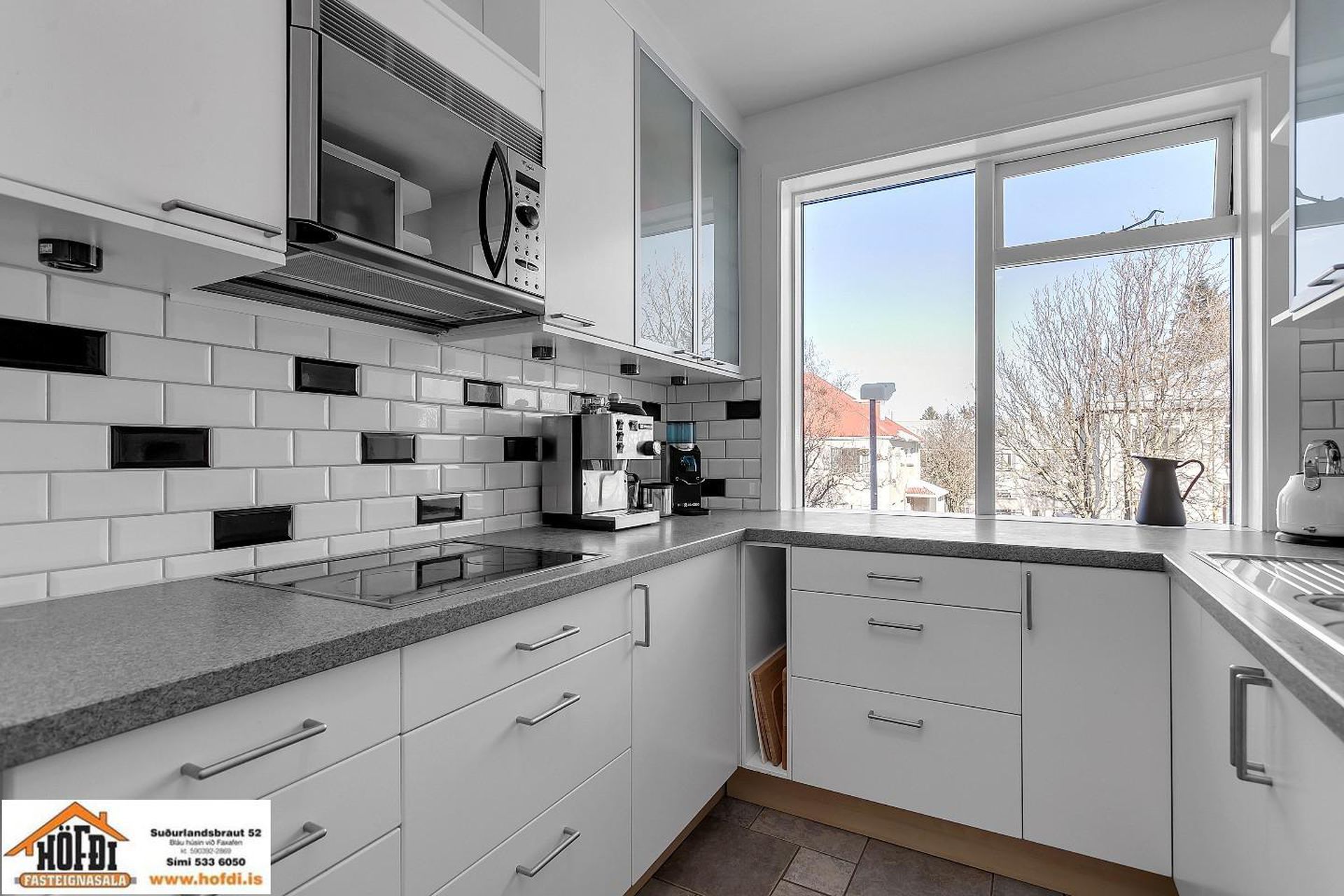 Barmahlíð 44, 105 Reykjavík