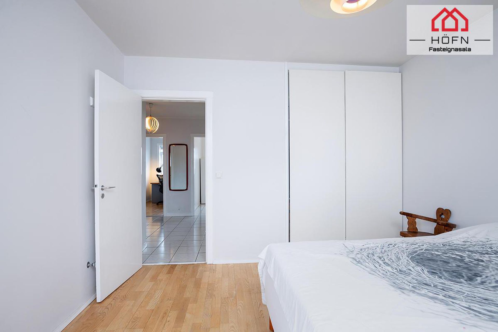 Snorrabraut 73, 105 Reykjavík