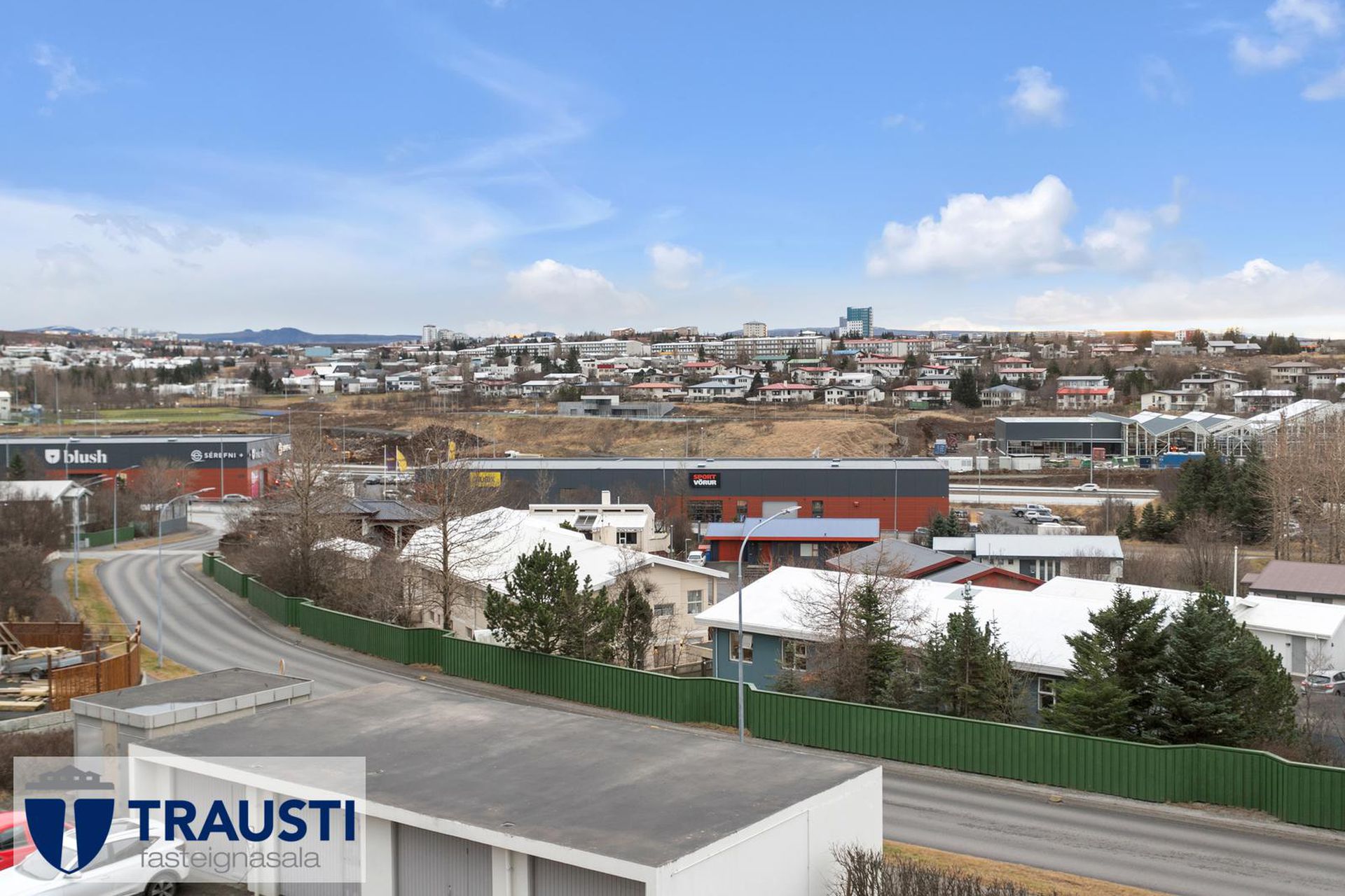 Trönuhjalli 1, 200 Kópavogur