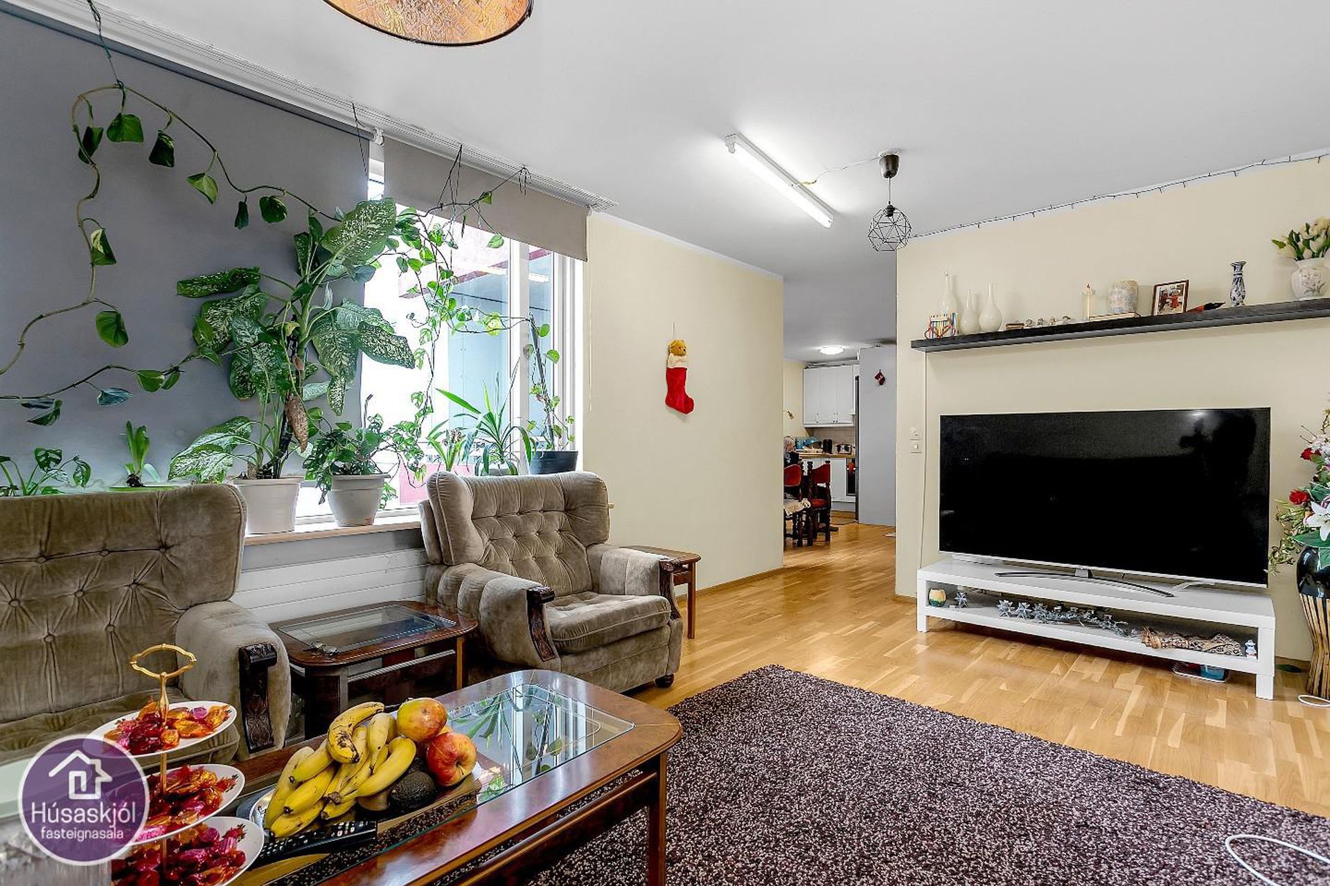 Asparfell 8, 111 Reykjavík