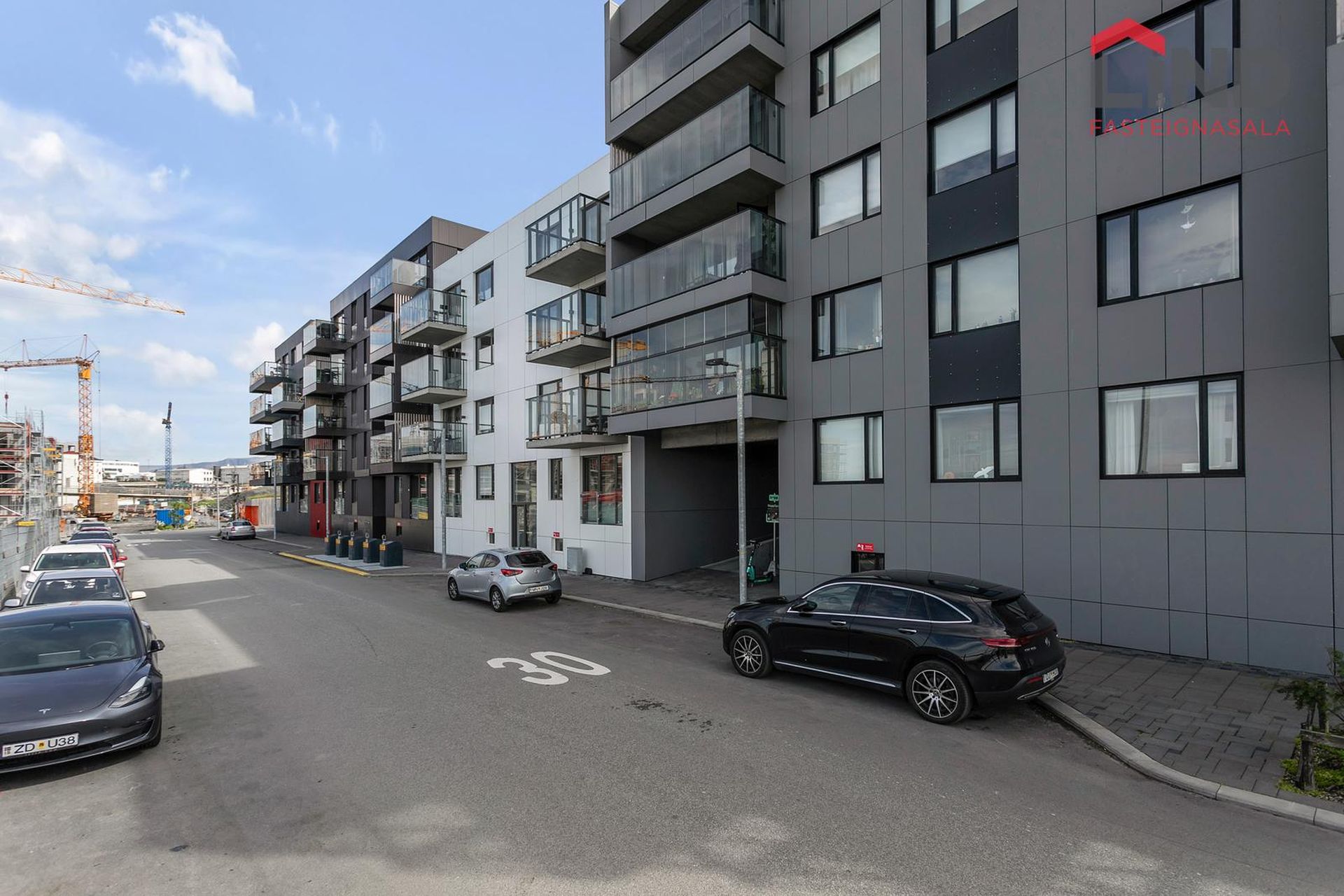 Haukahlíð 3, 102 Reykjavík