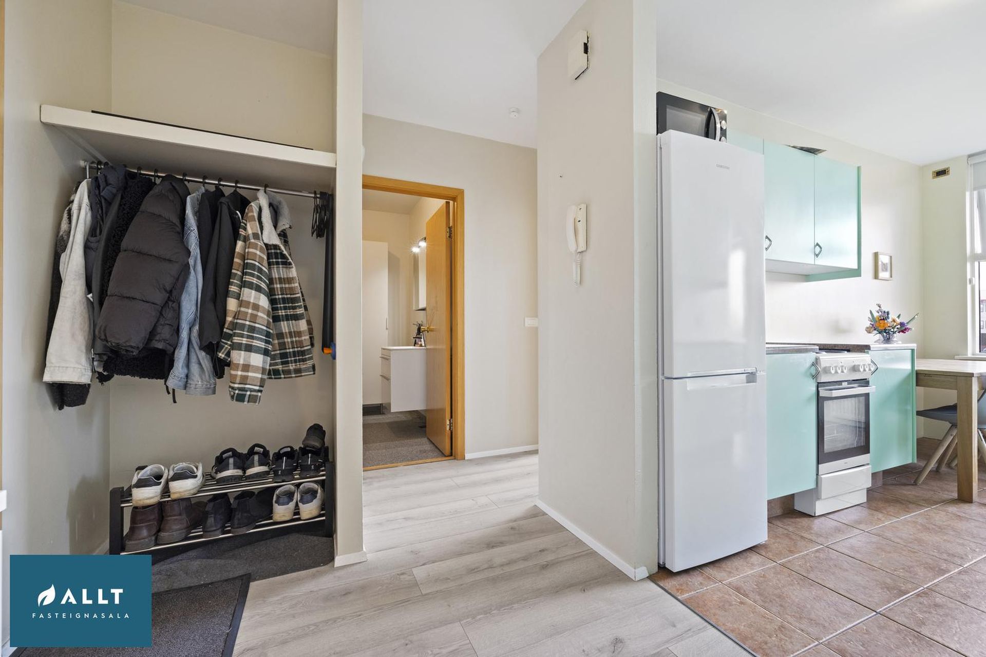 Heiðarhvammur 8, 230 Reykjanesbær