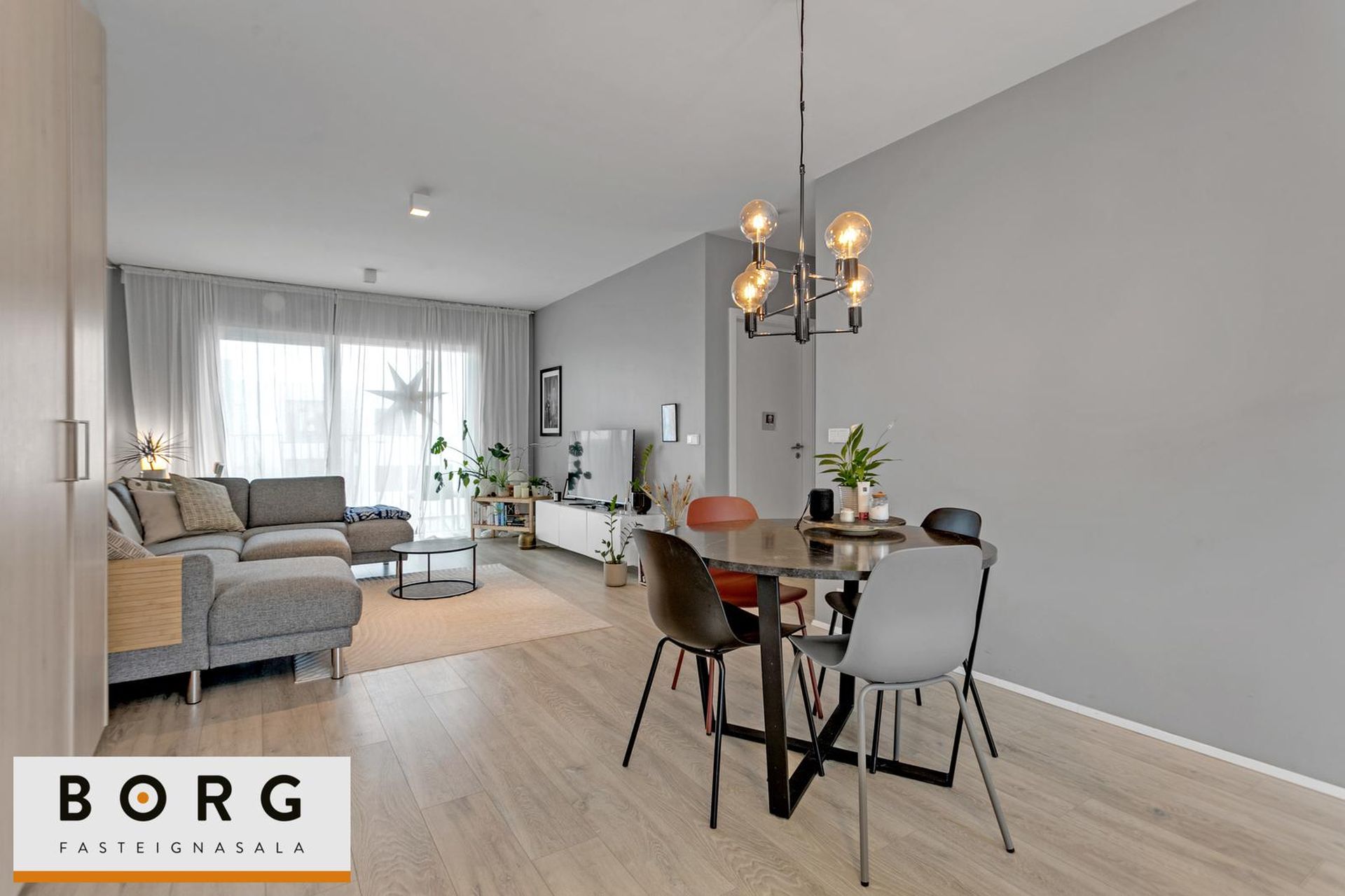 Holtsvegur 13, 210 Garðabær