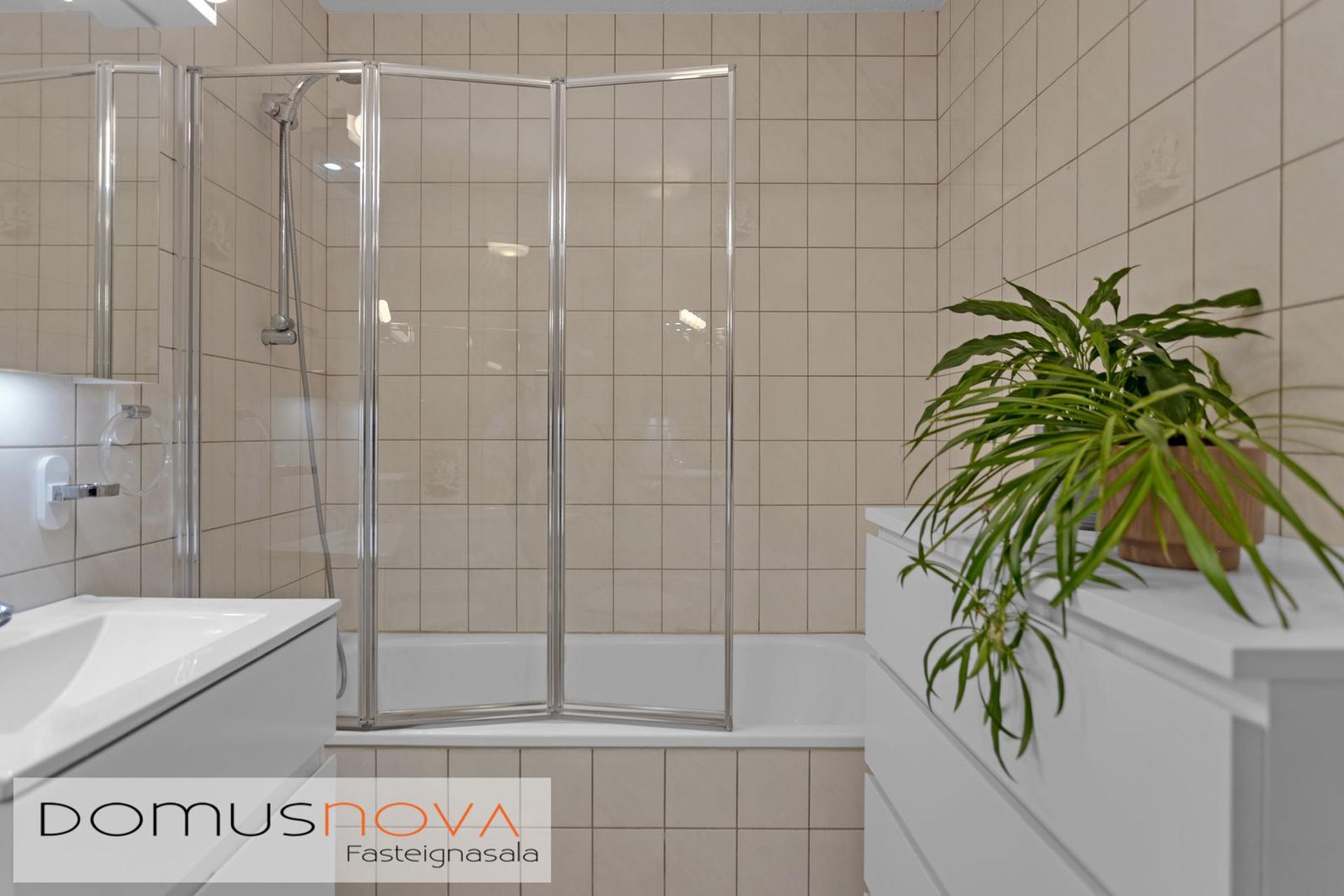 Langamýri 20, 210 Garðabær