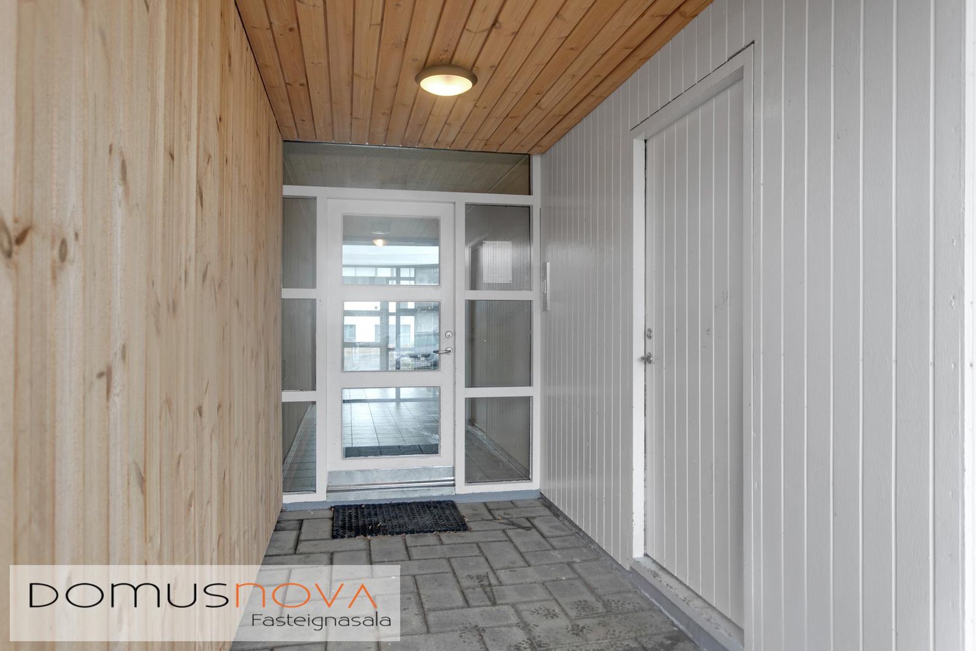 Langamýri 20, 210 Garðabær