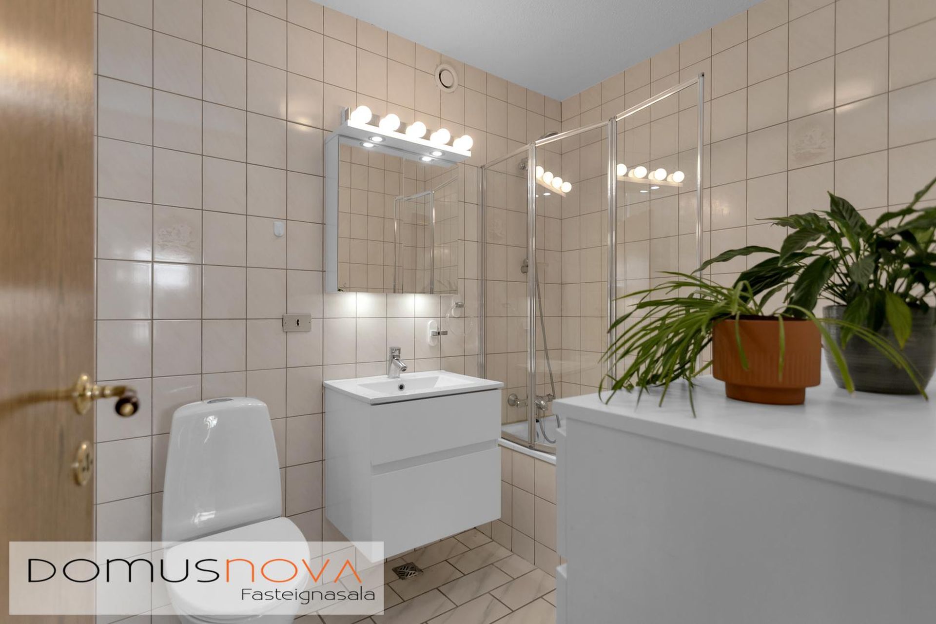 Langamýri 20, 210 Garðabær