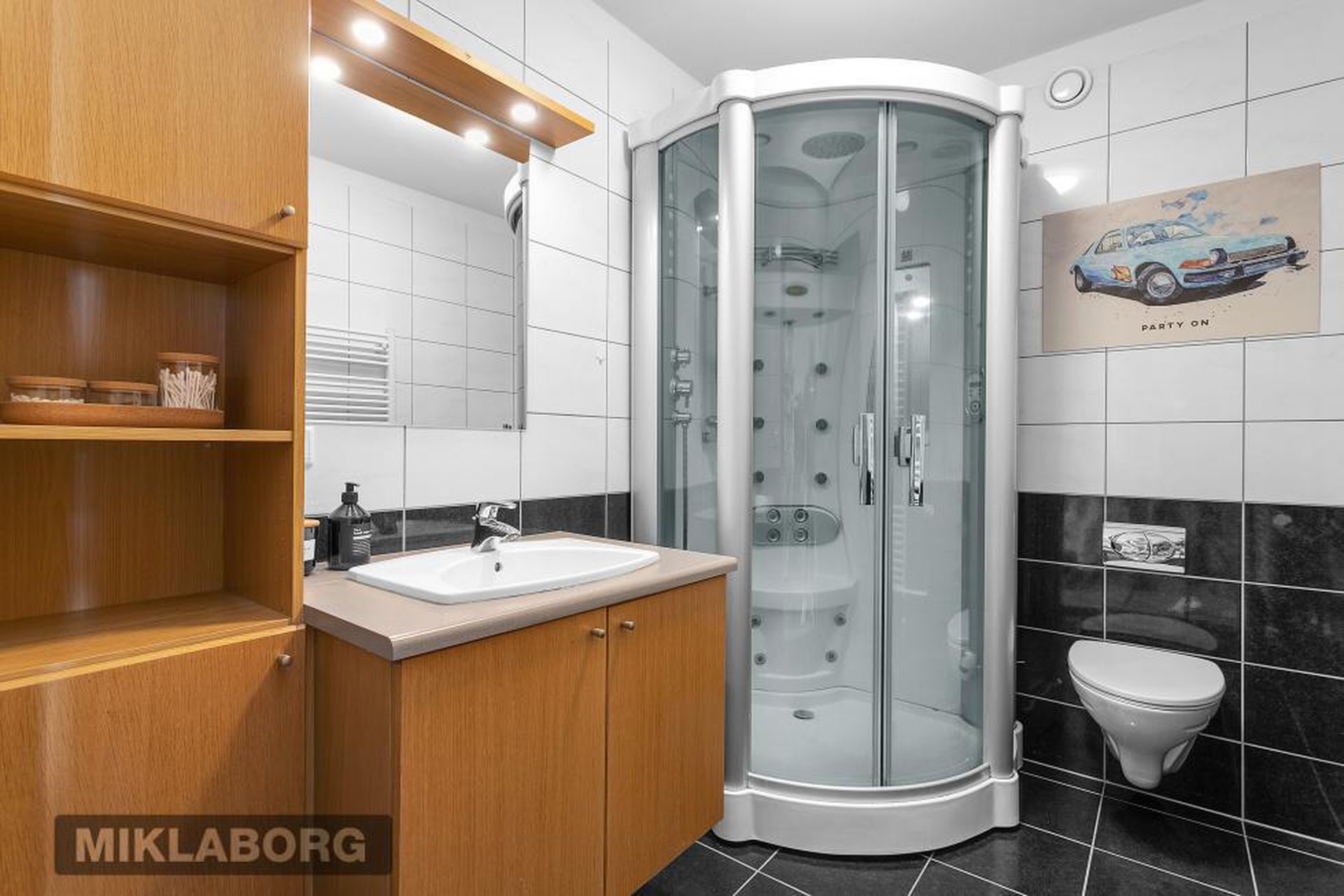 Flatahraun 1, 220 Hafnarfjörður