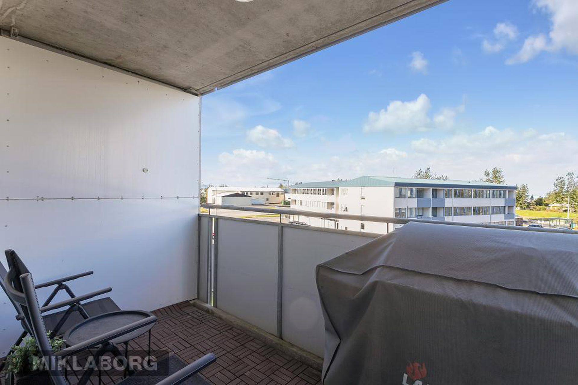 Flatahraun 1, 220 Hafnarfjörður