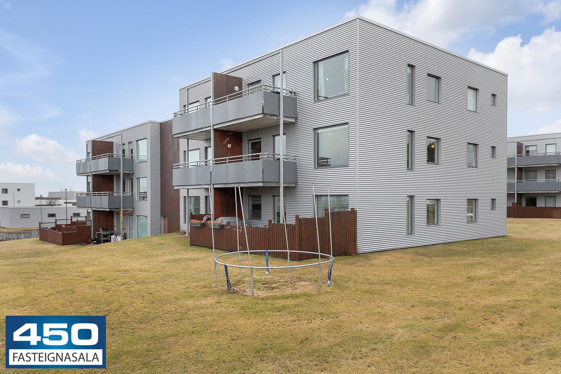 Klapparhlíð 30, 270 Mosfellsbær