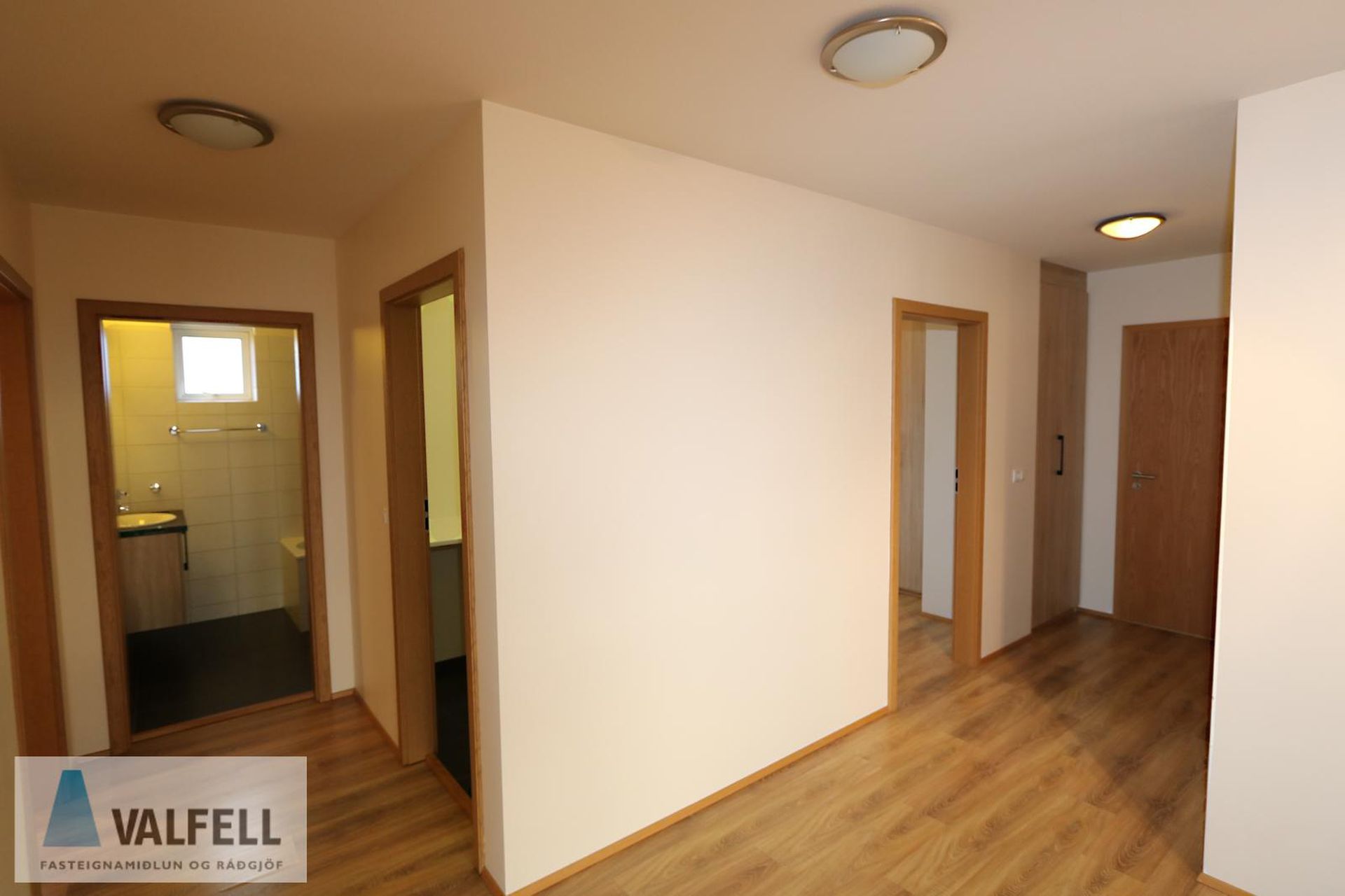 Holtsflöt 9, 300 Akranes