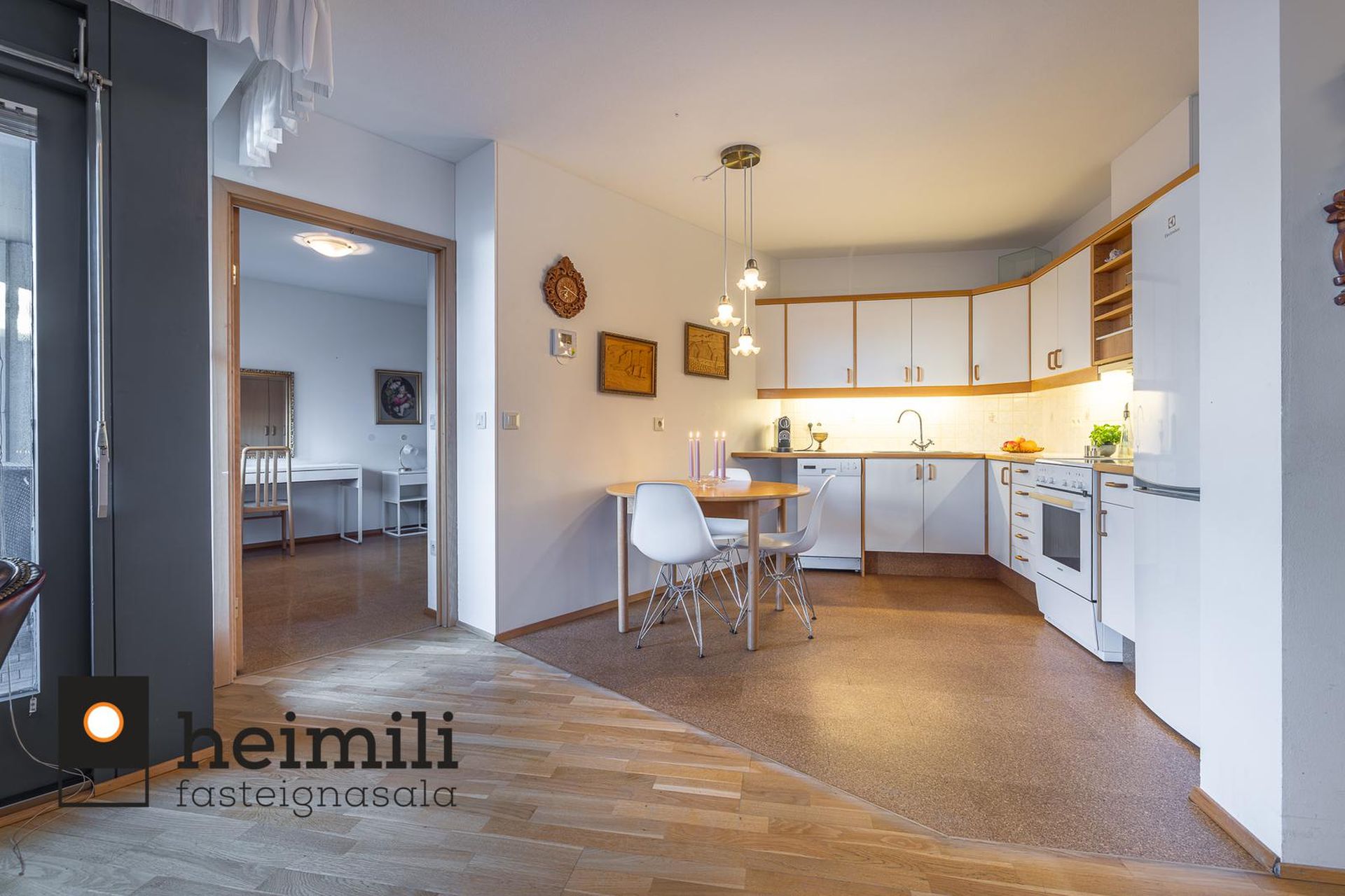 Hvassaleiti 58, 103 Reykjavík