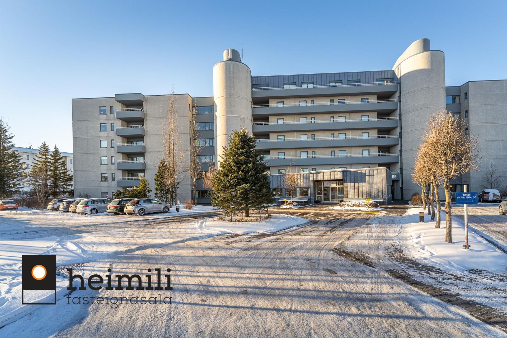 Hvassaleiti 58, 103 Reykjavík