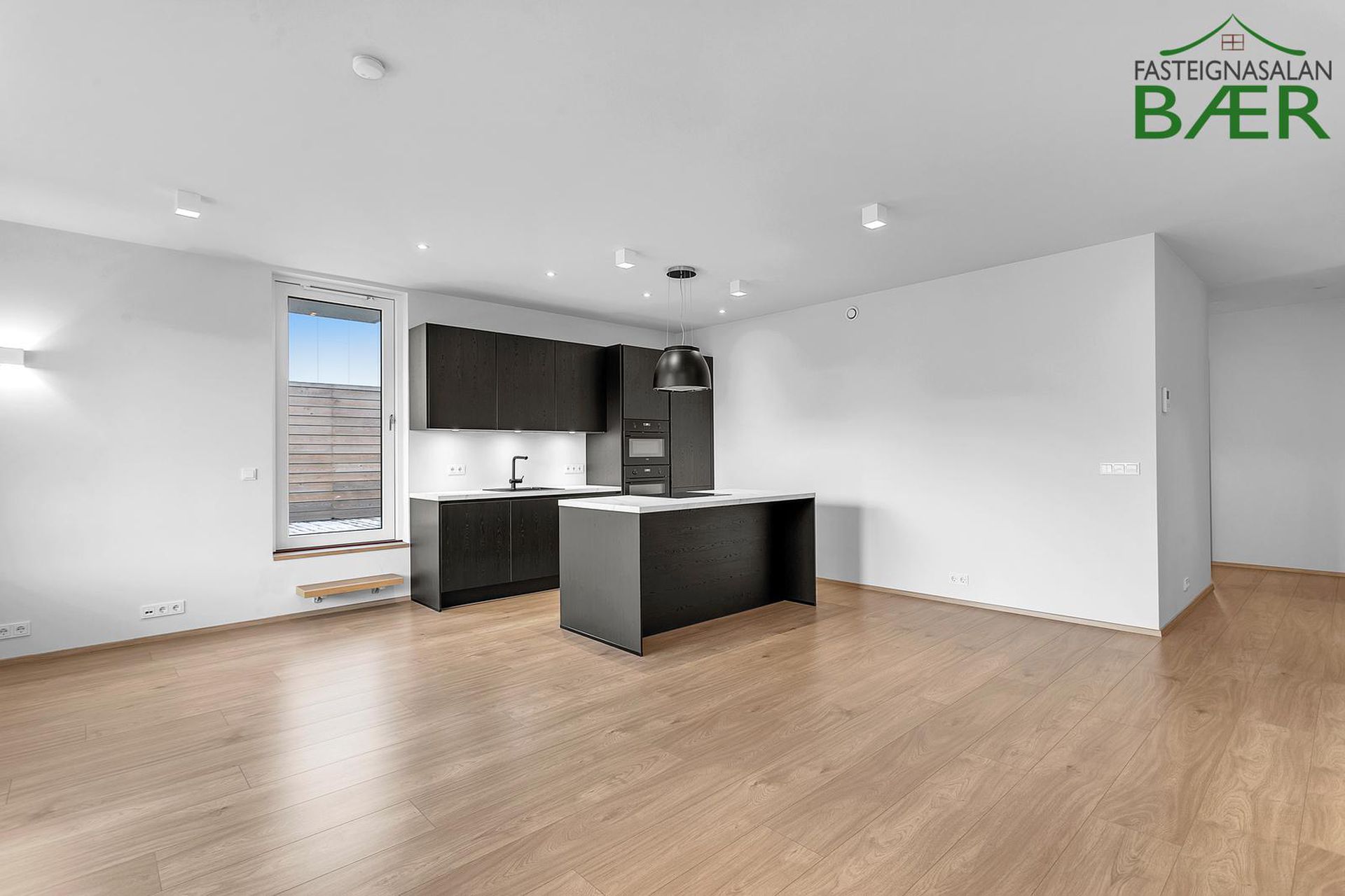 Smyrilshlíð 14, 102 Reykjavík