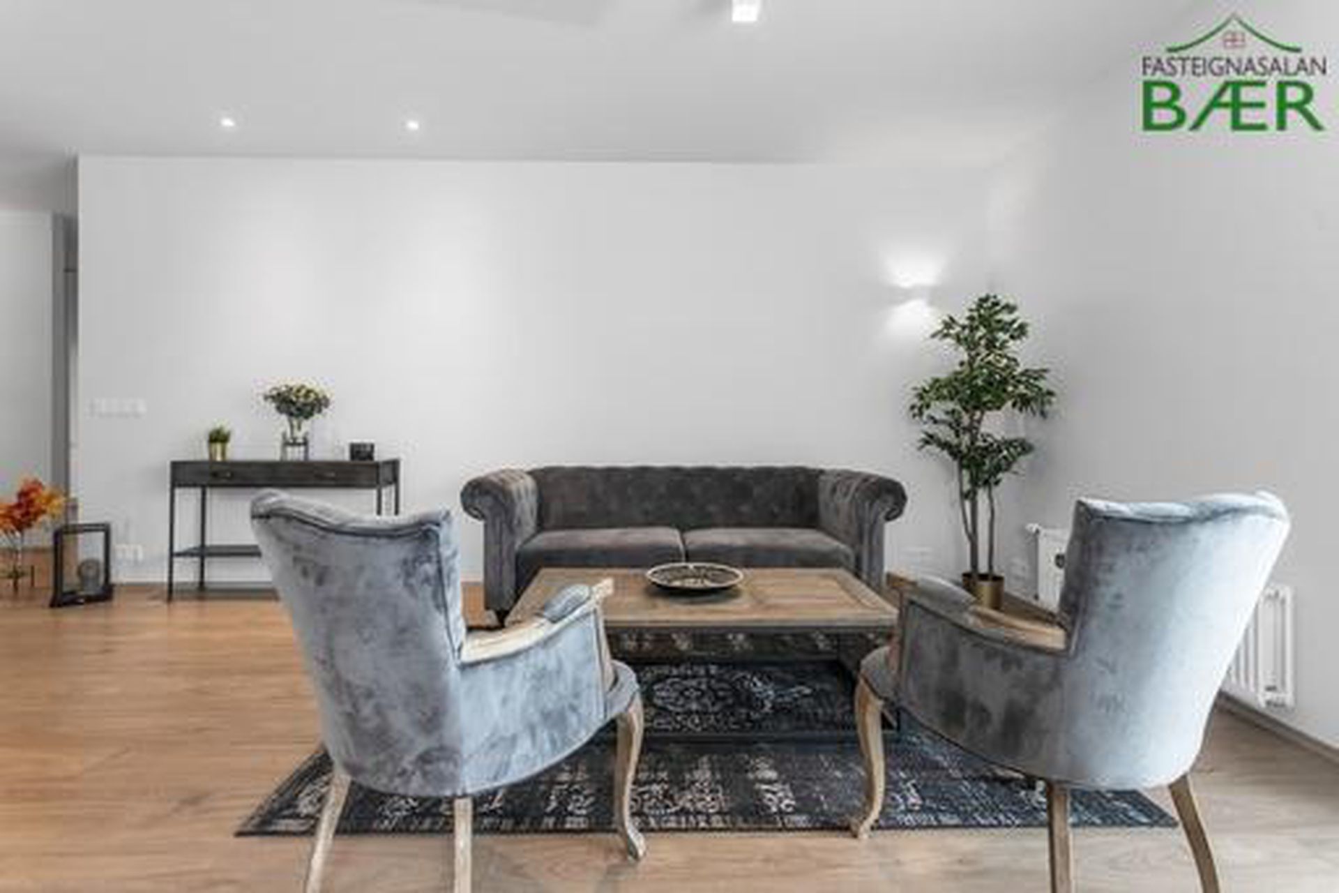 Smyrilshlíð 14, 102 Reykjavík