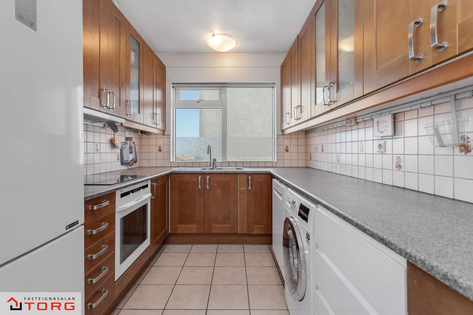 Kleppsvegur 44, 105 Reykjavík