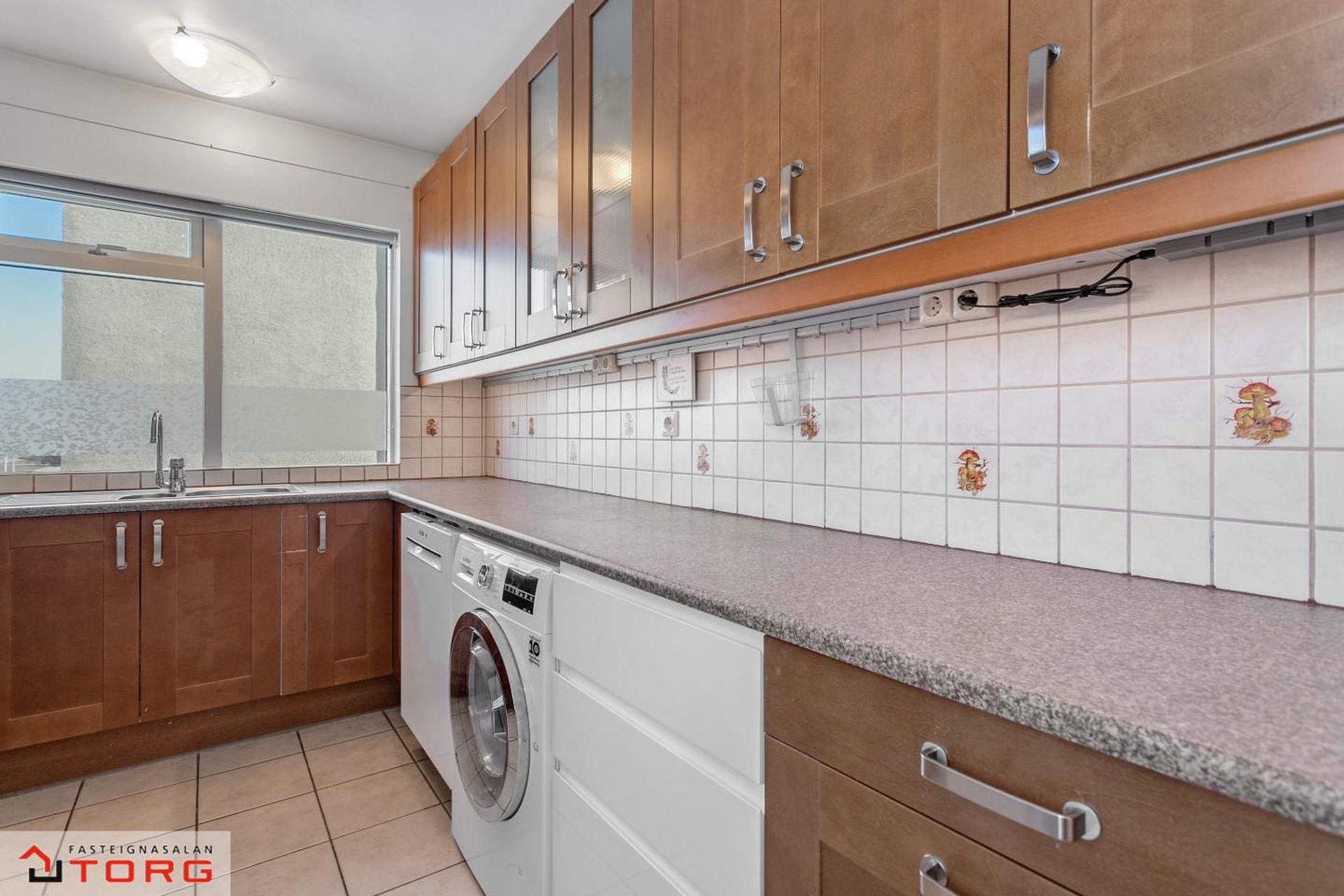 Kleppsvegur 44, 105 Reykjavík