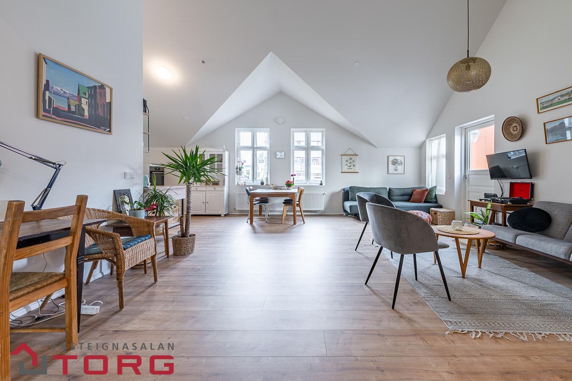 Hverfisgata 88, 101 Reykjavík