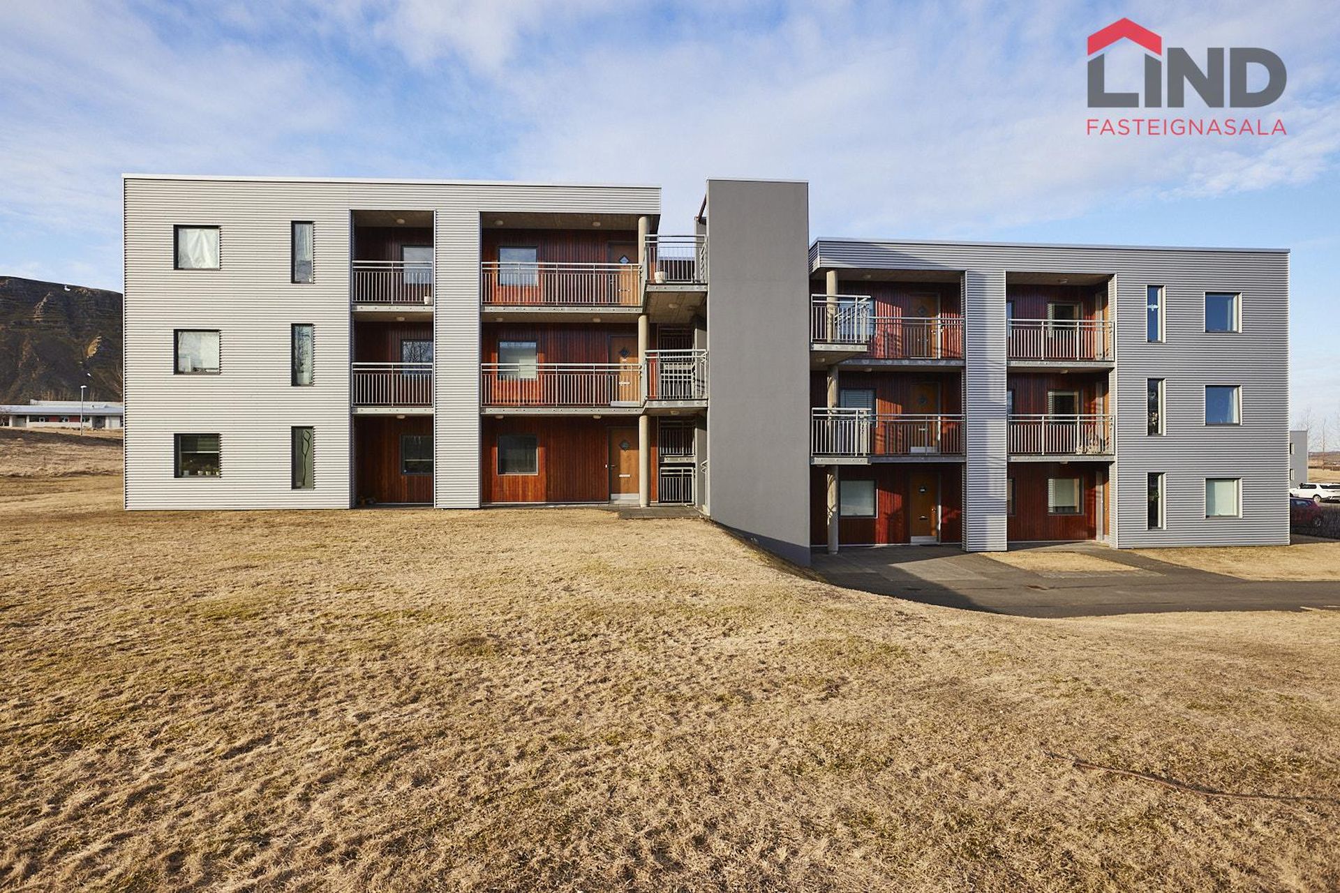 Klapparhlíð 30, 270 Mosfellsbær