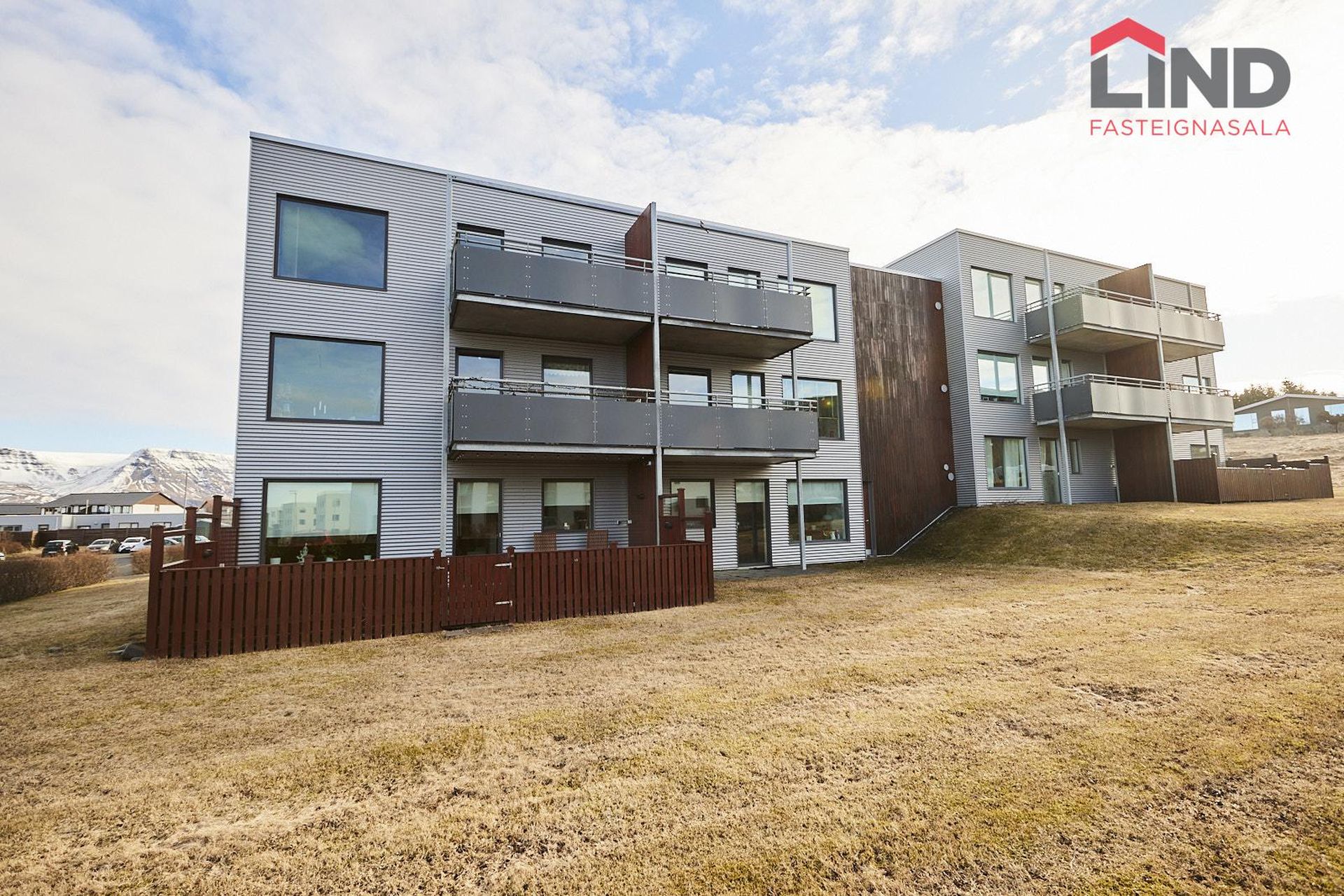 Klapparhlíð 30, 270 Mosfellsbær