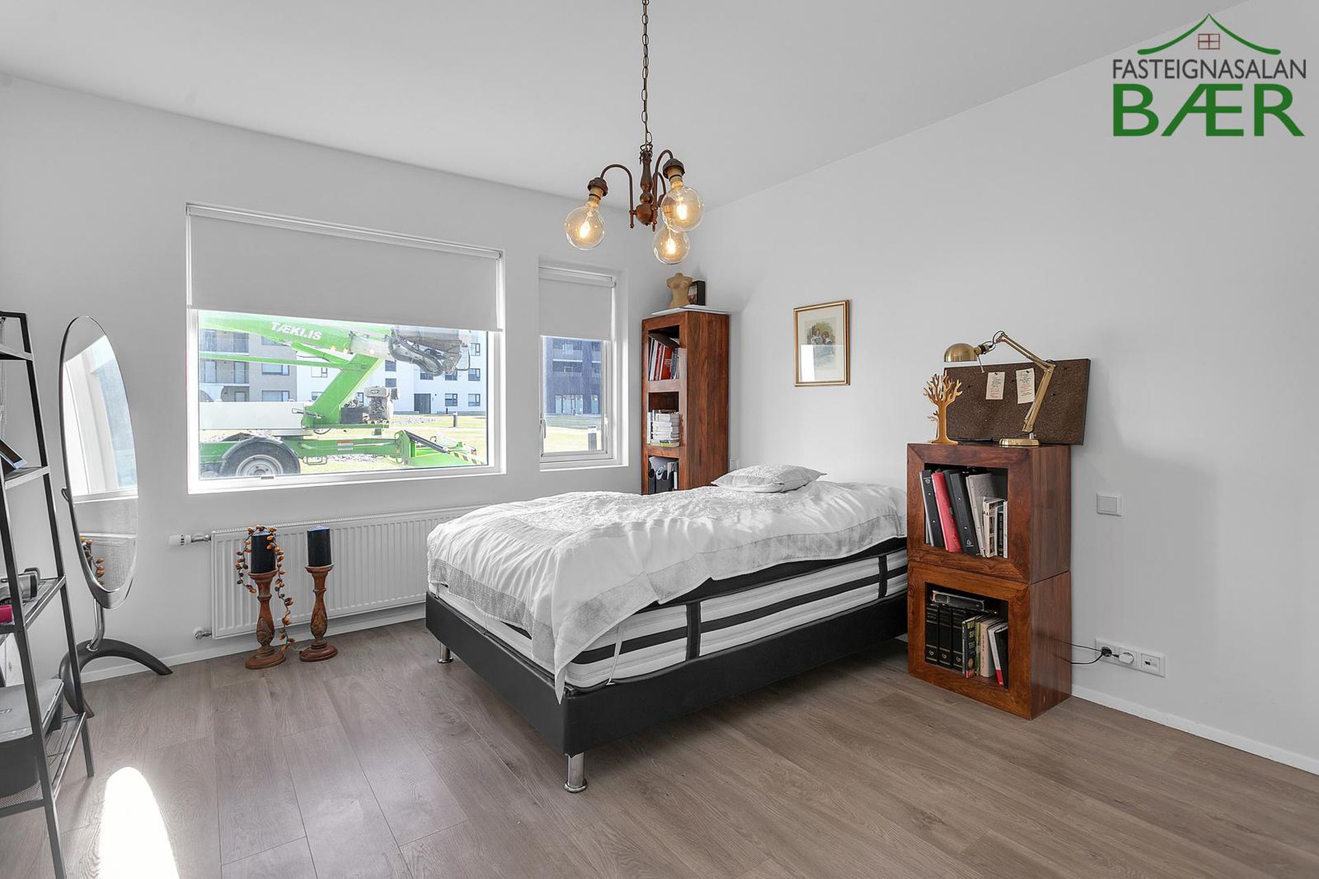 Smyrilshlíð 2, 102 Reykjavík