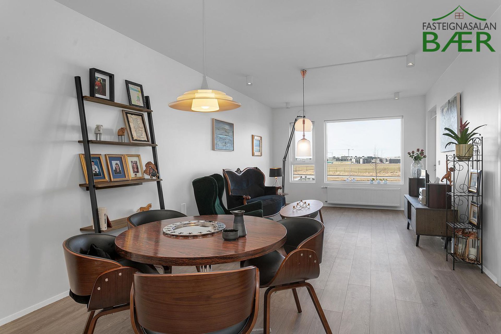 Smyrilshlíð 2, 102 Reykjavík