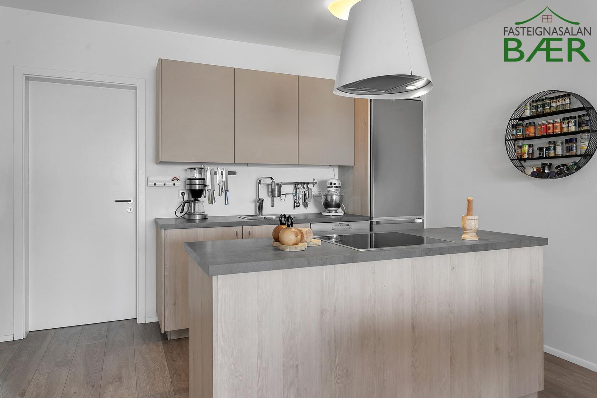 Smyrilshlíð 2, 102 Reykjavík