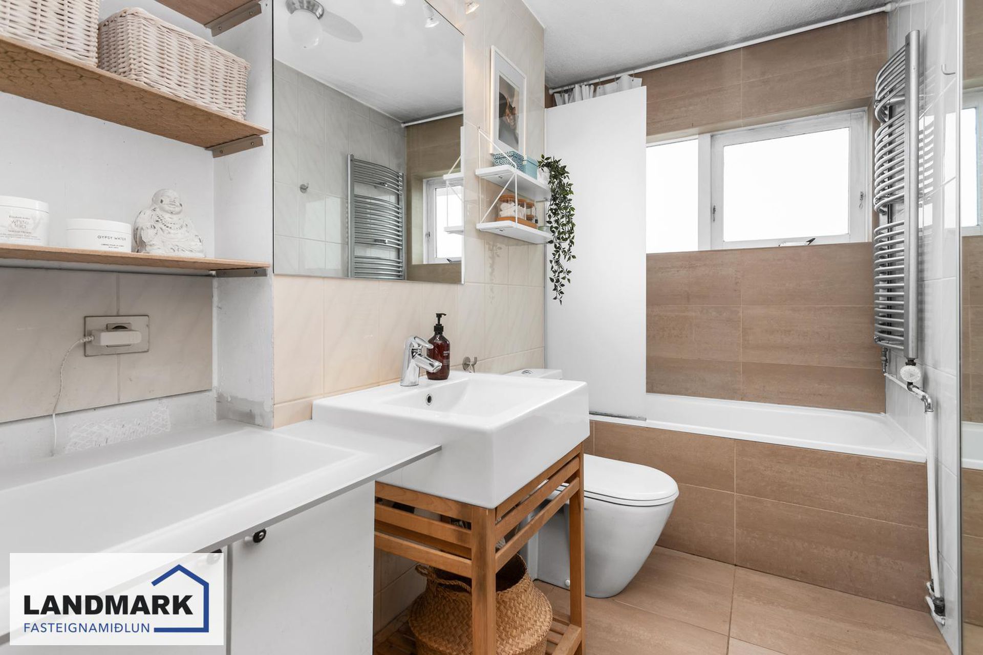 Rekagrandi 4, 107 Reykjavík