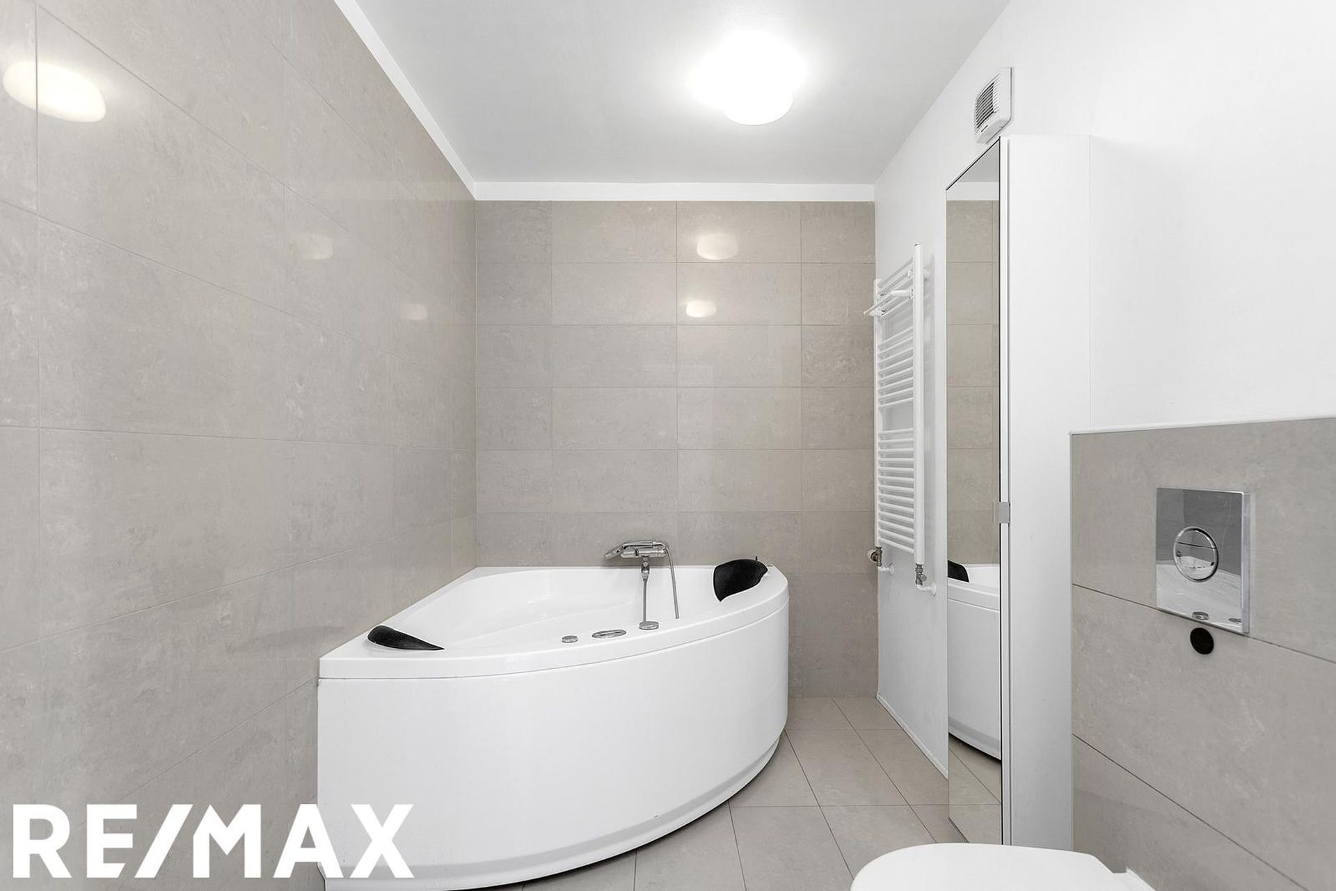 Grýtubakki 16 - 0201, 109 Reykjavík