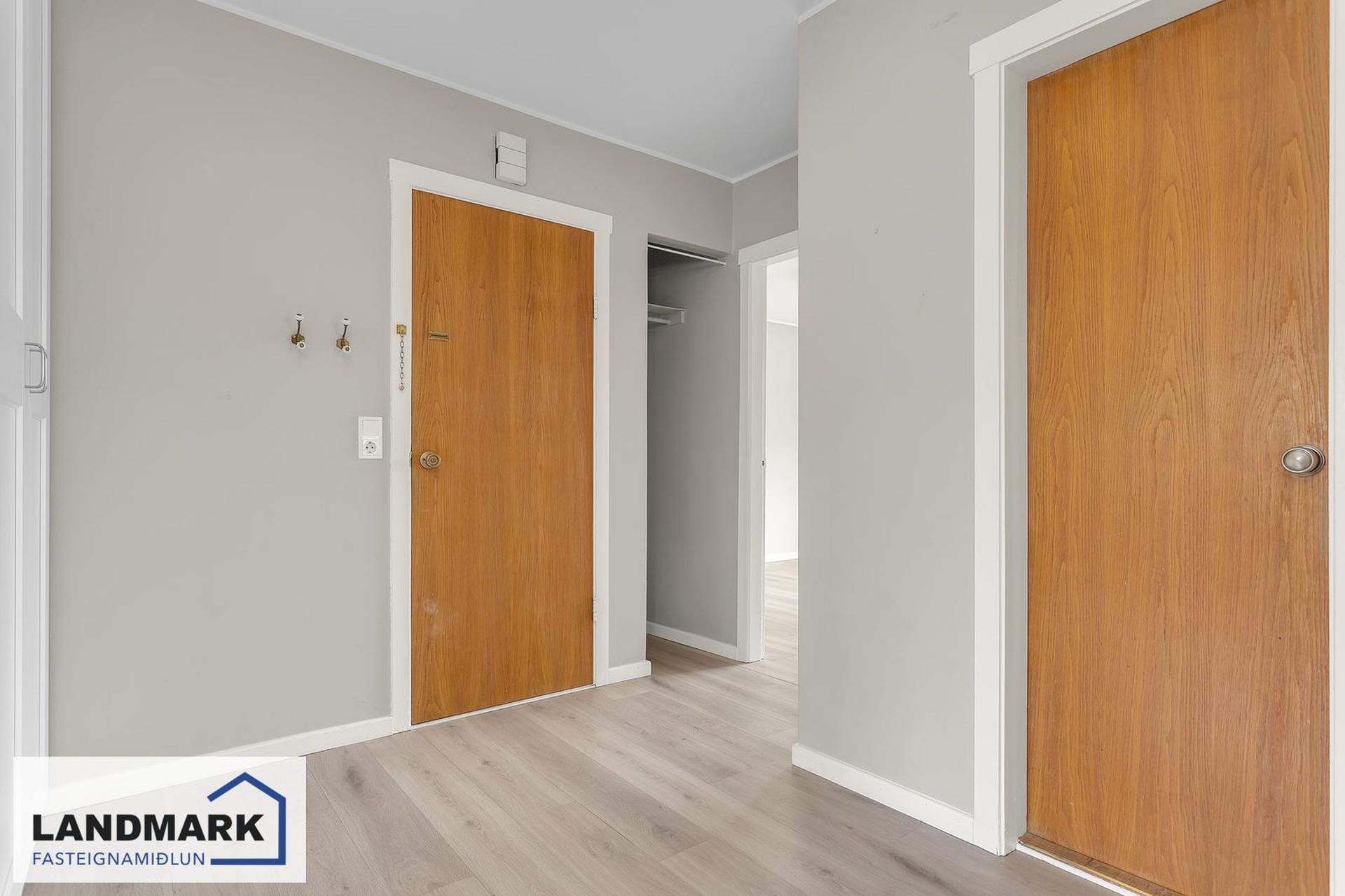 Snorrabraut 73, 105 Reykjavík