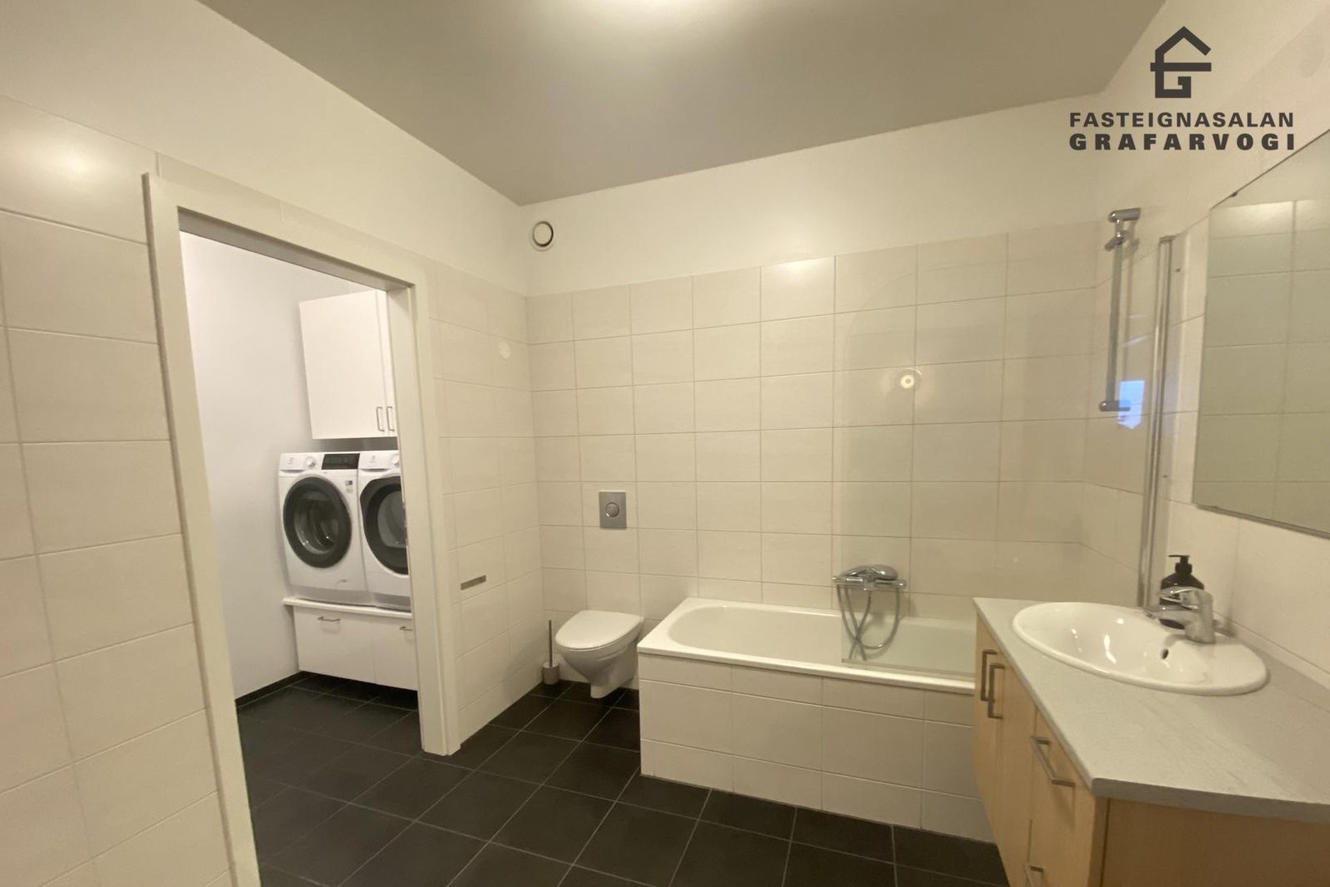 Austurkór 21, 203 Kópavogur