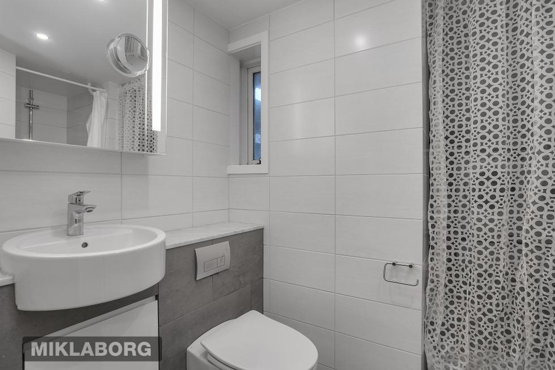 Kaplaskjólsvegur 56, 107 Reykjavík