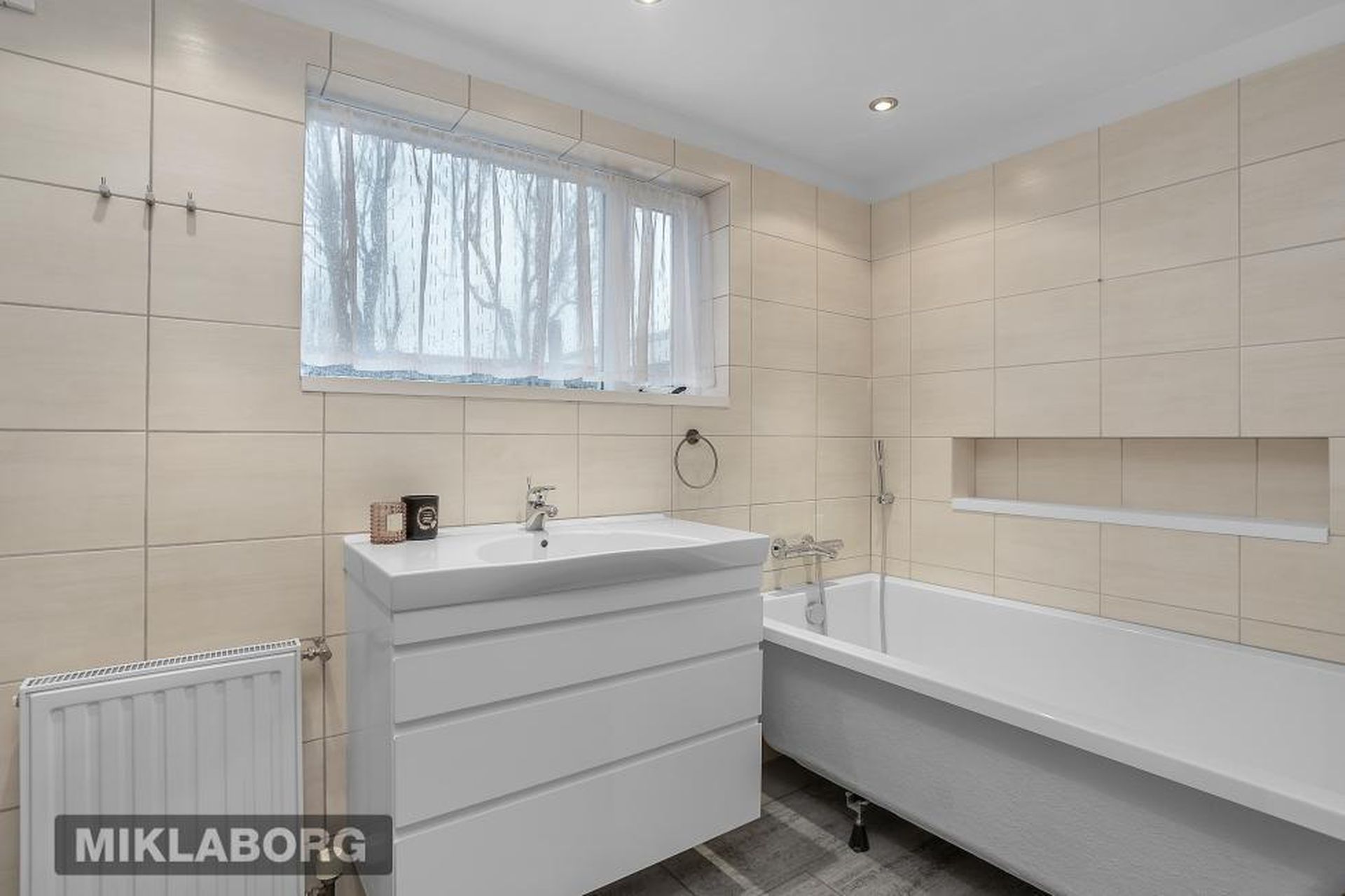 Kaplaskjólsvegur 56, 107 Reykjavík