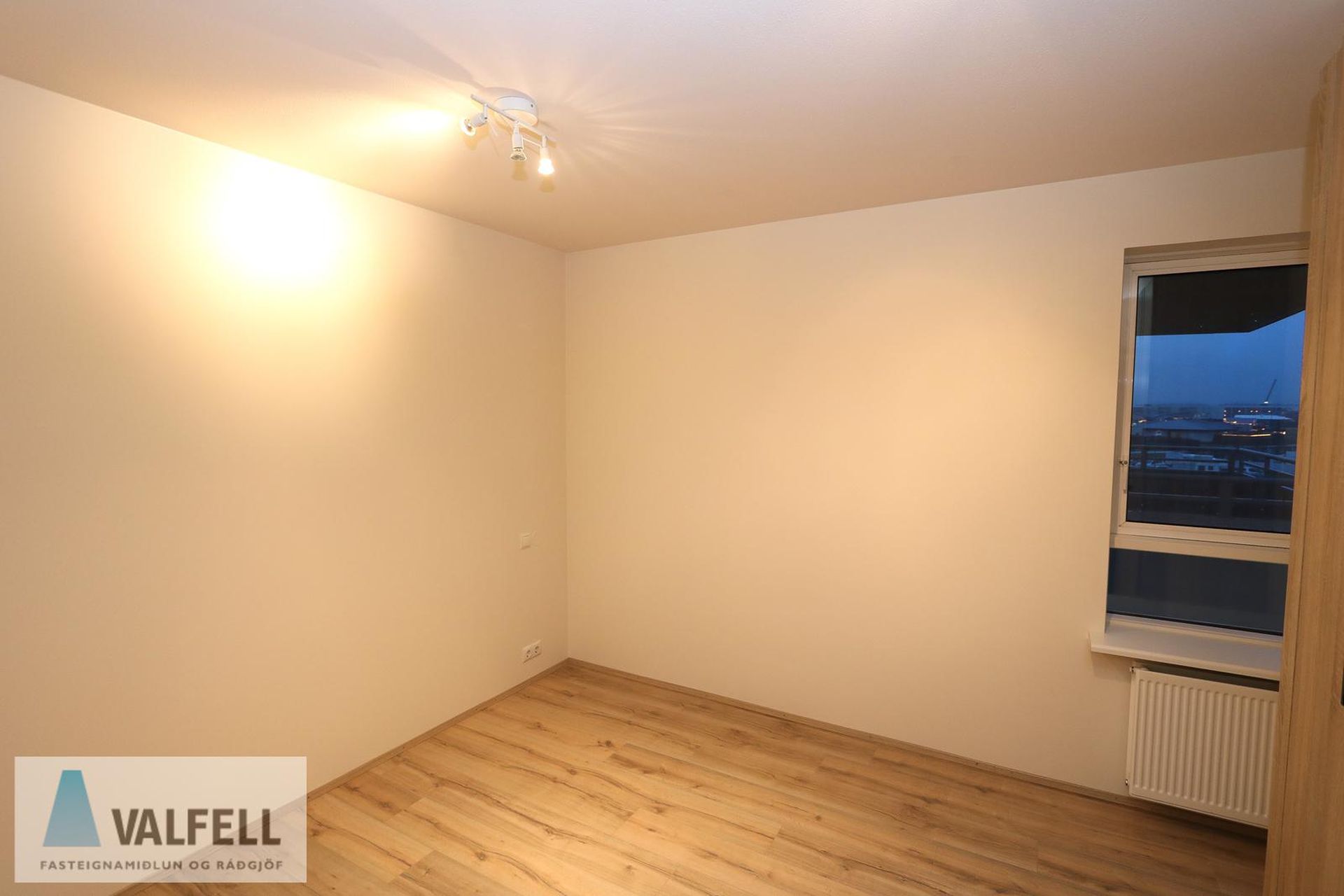 Holtsflöt 9, 300 Akranes